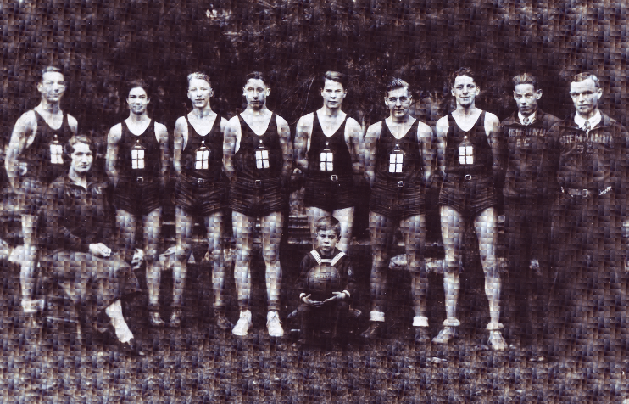 The Green Lantern Hotel basketball team was famous in its day. --Author's Collection