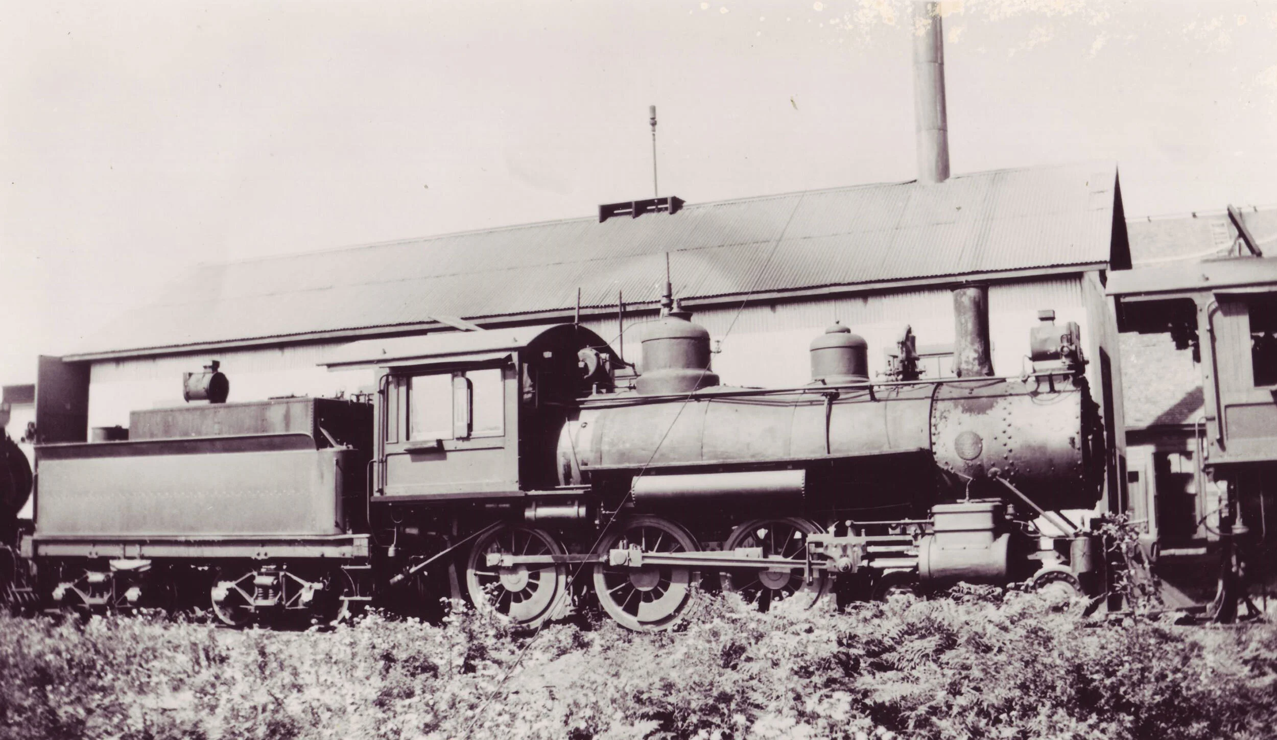 Look closely at this side view of the No. 1—Dispatcher Dougan would have had only a glimpse of her as she passed by his office. Do you see any identifying numbers? —Bob Dougan photo