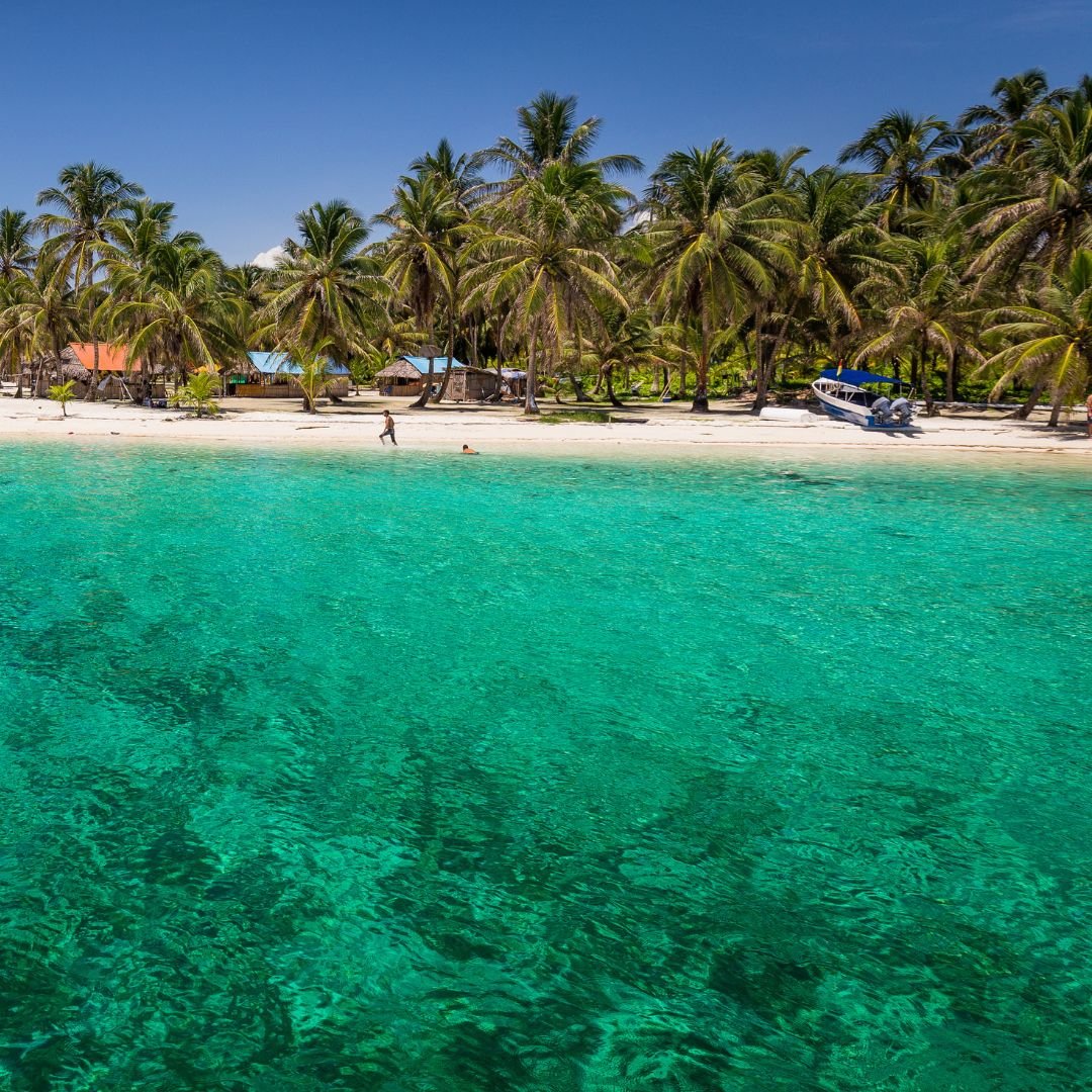 Beaches of San Blas Islands in Panama__Waluaa Surf and Yoga Retreat.jpg