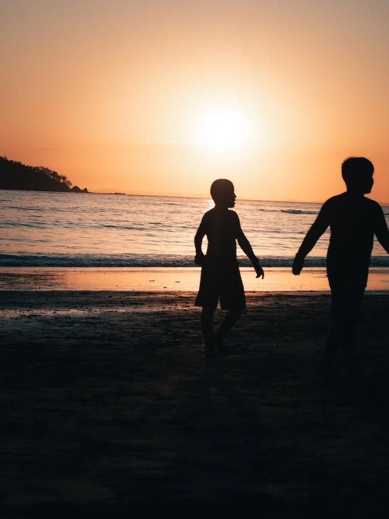 Our Favorite Things to Do in Santa Catalina, Panama 3 Sunset+Santa+Catalina+Beach+Panama+Kids+playing
