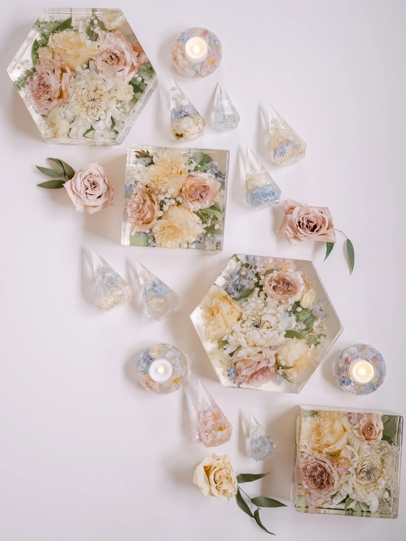 A collection worth swooning over! 😍 We love creating these large collections and seeing all the pieces come together! 
Whether they stay with you or become gifts for others, every piece is a little reminder of the memories you never want to forget.