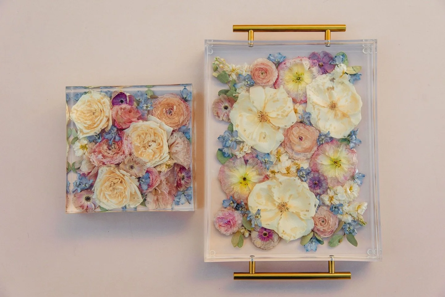 Roses in a Resin Block vs. Tray

The difference comes down to depth.

Resin Blocks preserve roses in their natural form, keeping all the dimension and movement of the bloom.

Resin Trays are more shallow, so roses are gently flattened to fit while st