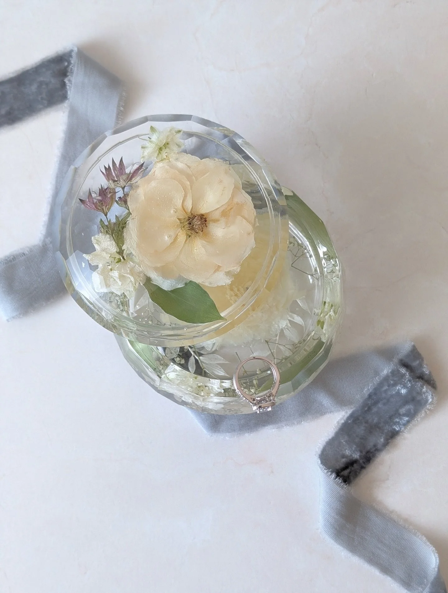 The trinket box&hellip; the gift that just keeps giving!

Not only is it a beautiful keepsake but it is the perfect place to store sentimental jewelry.

My personal favorite thing about the trinket it is that it looks amazing with the lid on it, but 