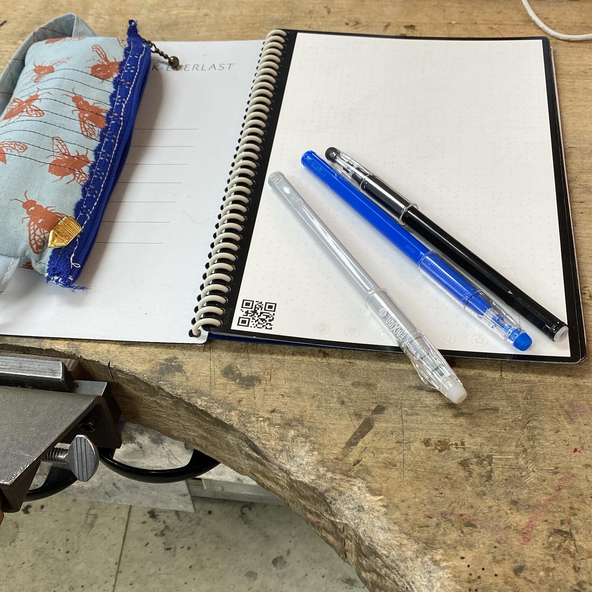 Doing retail @jewelenvy today, so that I&rsquo;d do some sketching for custom orders. I think this blank page is taunting me! If you&rsquo;re in the area, stop in, say hello and save me from the blank page!
#artistlife #saturdaymood #customdesign #wo