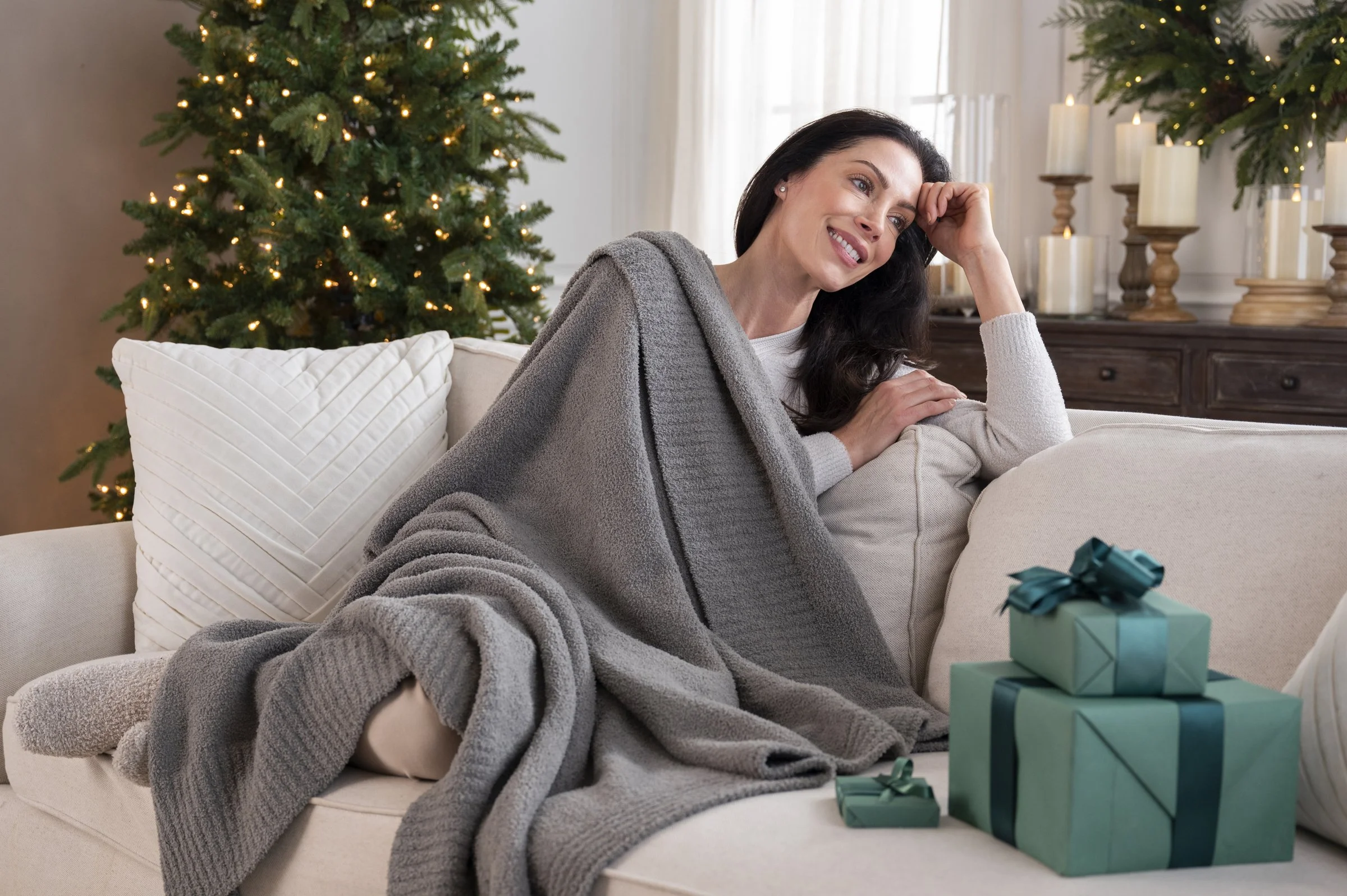 MO87310_TSV 241121_H474936 Barefoot Dreams Ribbed Blanket1159.jpg