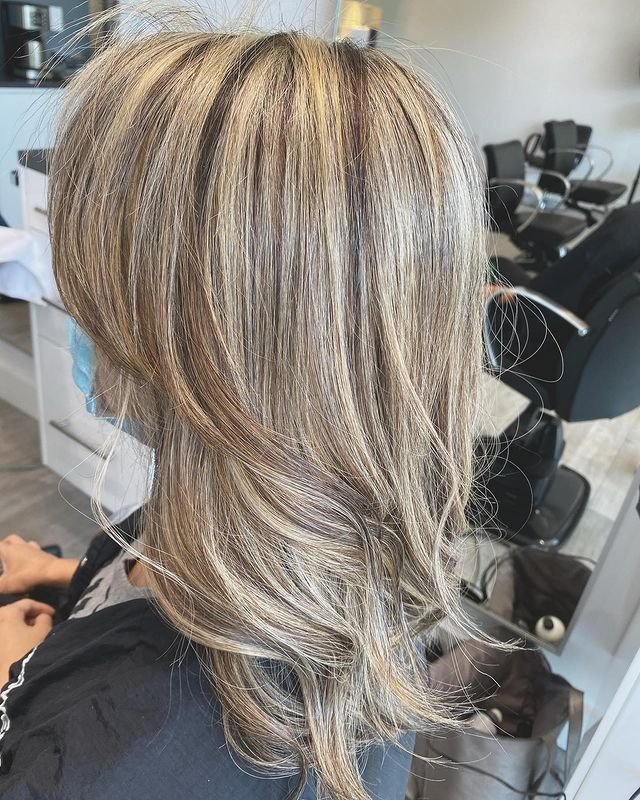 JOYCE HL LL SHOULDER CURLS SMALL.jpg