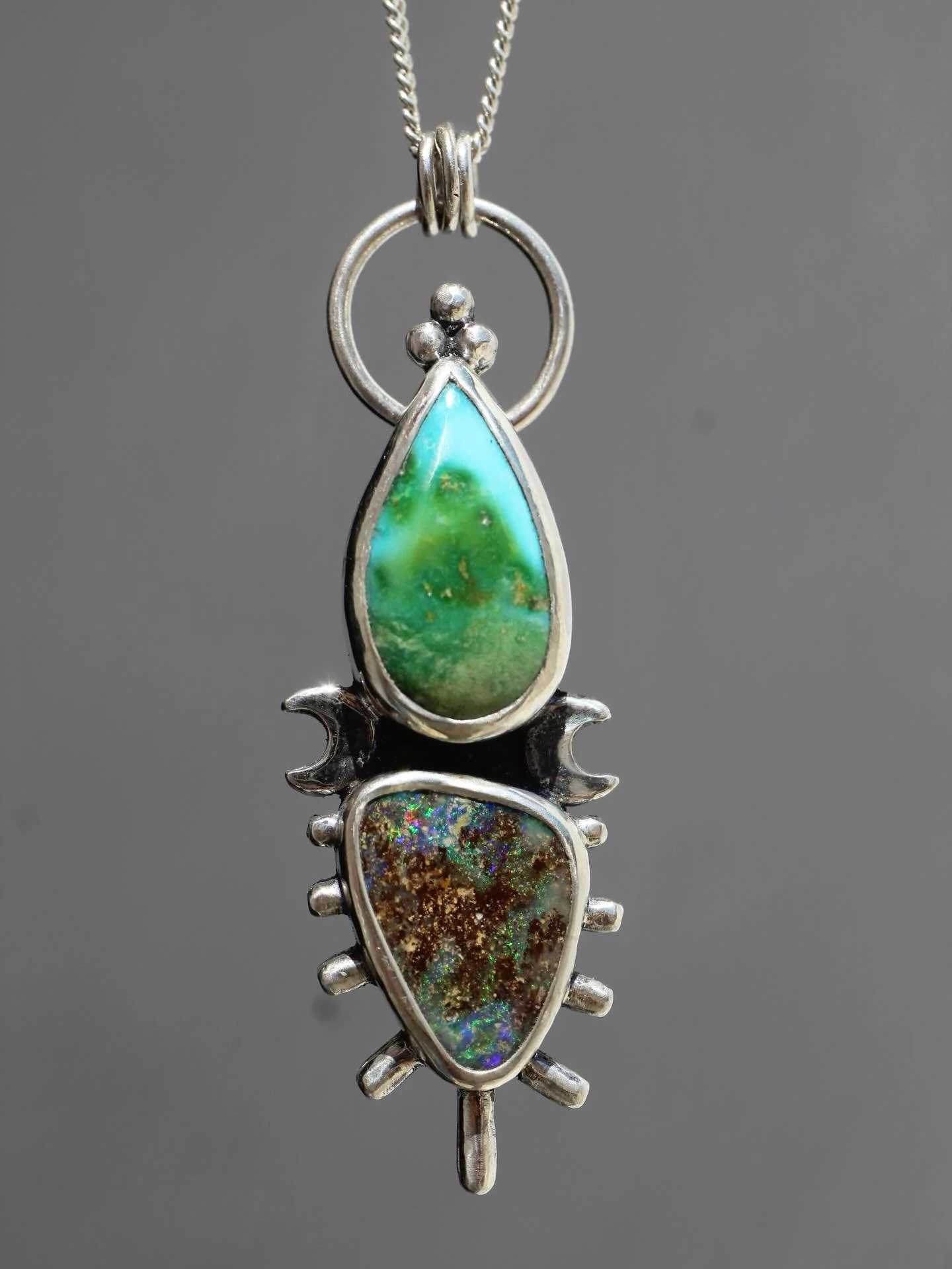 Did you enter my giveaway? 

Well, this week I finished the winners bespoke necklace and I want to show you the process of designing it together. 

She chose a Sonoran Gold Turquoise and Aussie Boulder Opal which I set in recycled sterling silver wit
