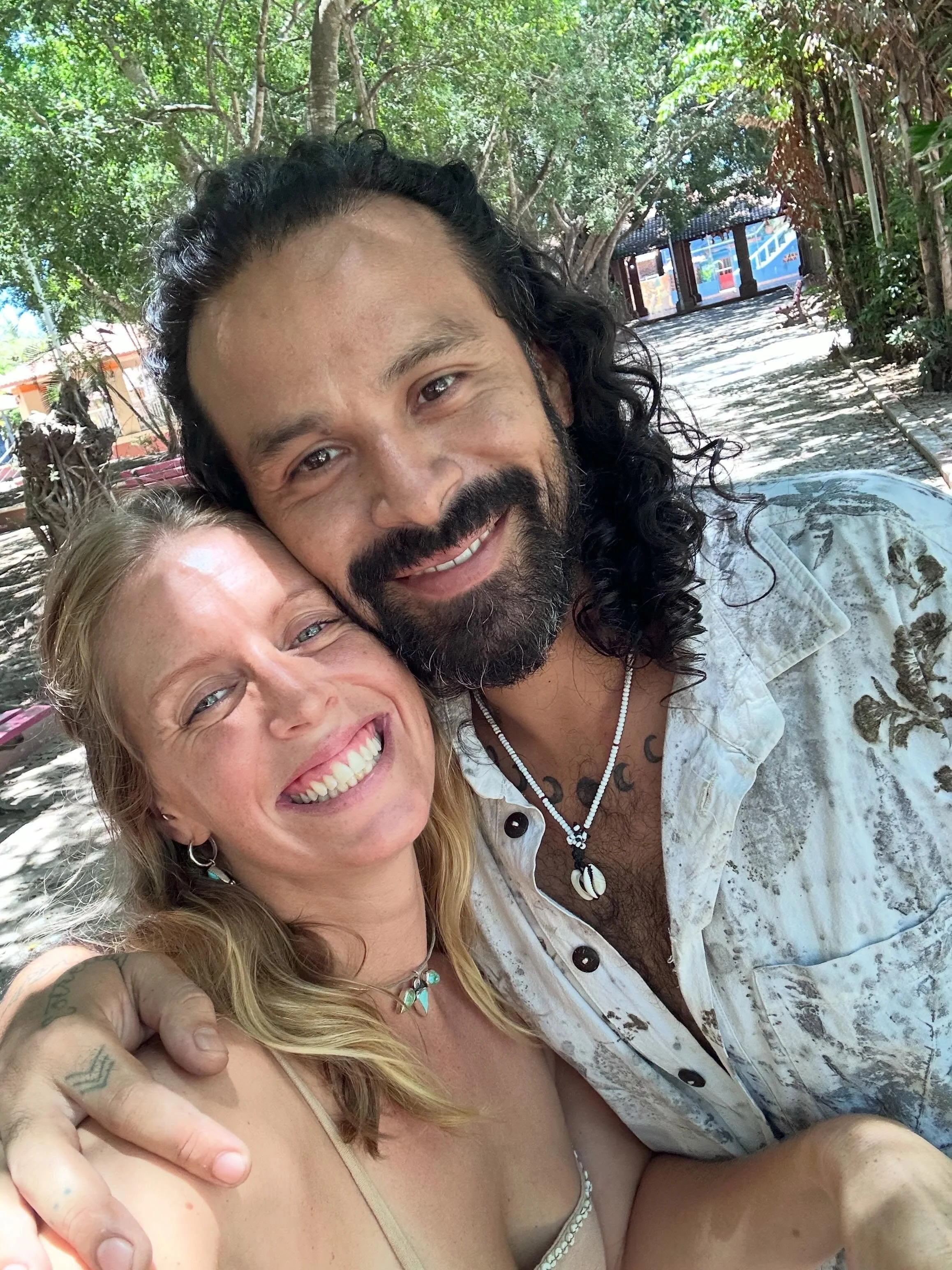 This time last week, Arturo and I got MARRIED!!! 

We hadn&rsquo;t planned much, was just going to be a registry office and then a few friends to celebrate at sunset but in the space of a week, the plan snowballed into most incredible day!! 

We had 