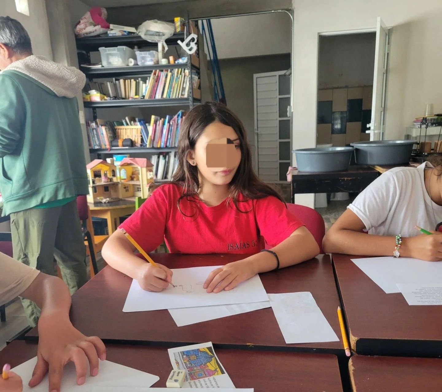 In art and culture class, we traveled to Austria and learned about the artist Hundertwasser. The kids then made their Hundertwasser-style drawings