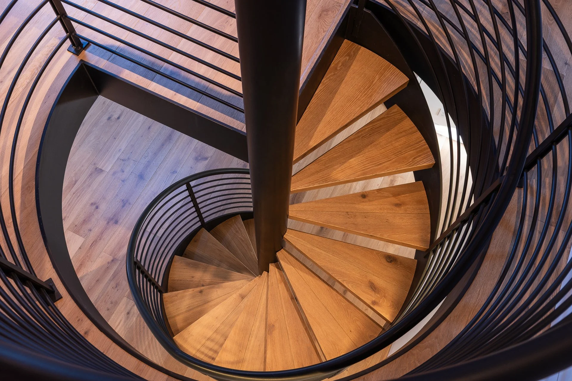 Staircase 3.jpg