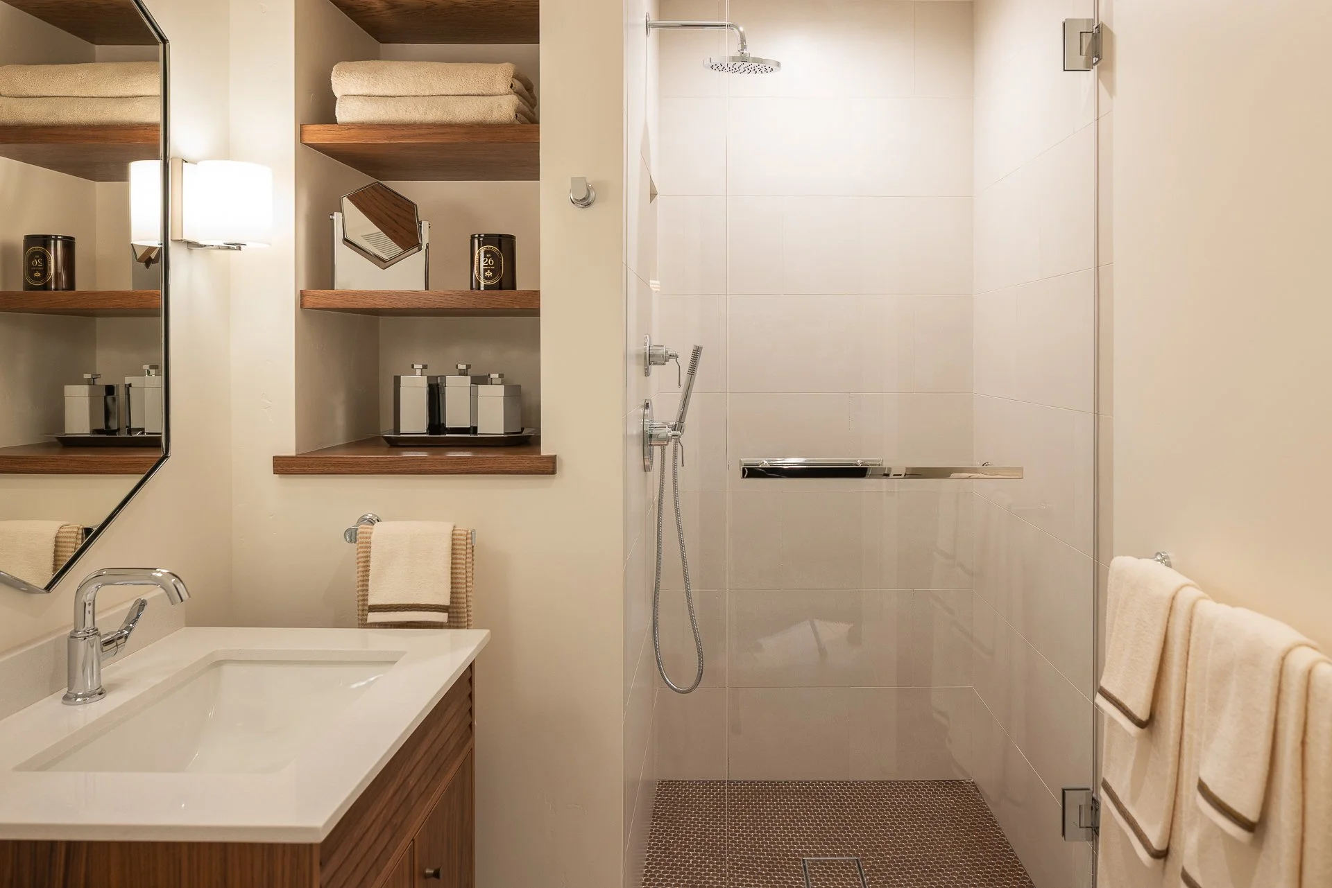 Den Bath.jpg