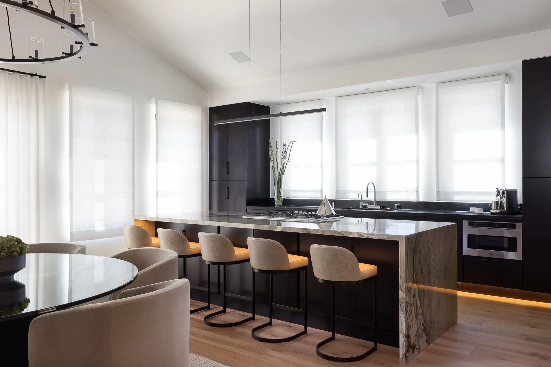 Kitchen 2.jpg