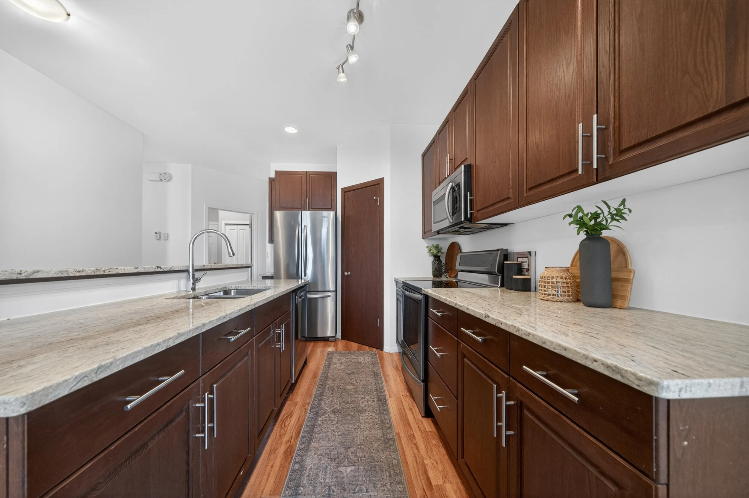 27 Sidebottom (30).jpg