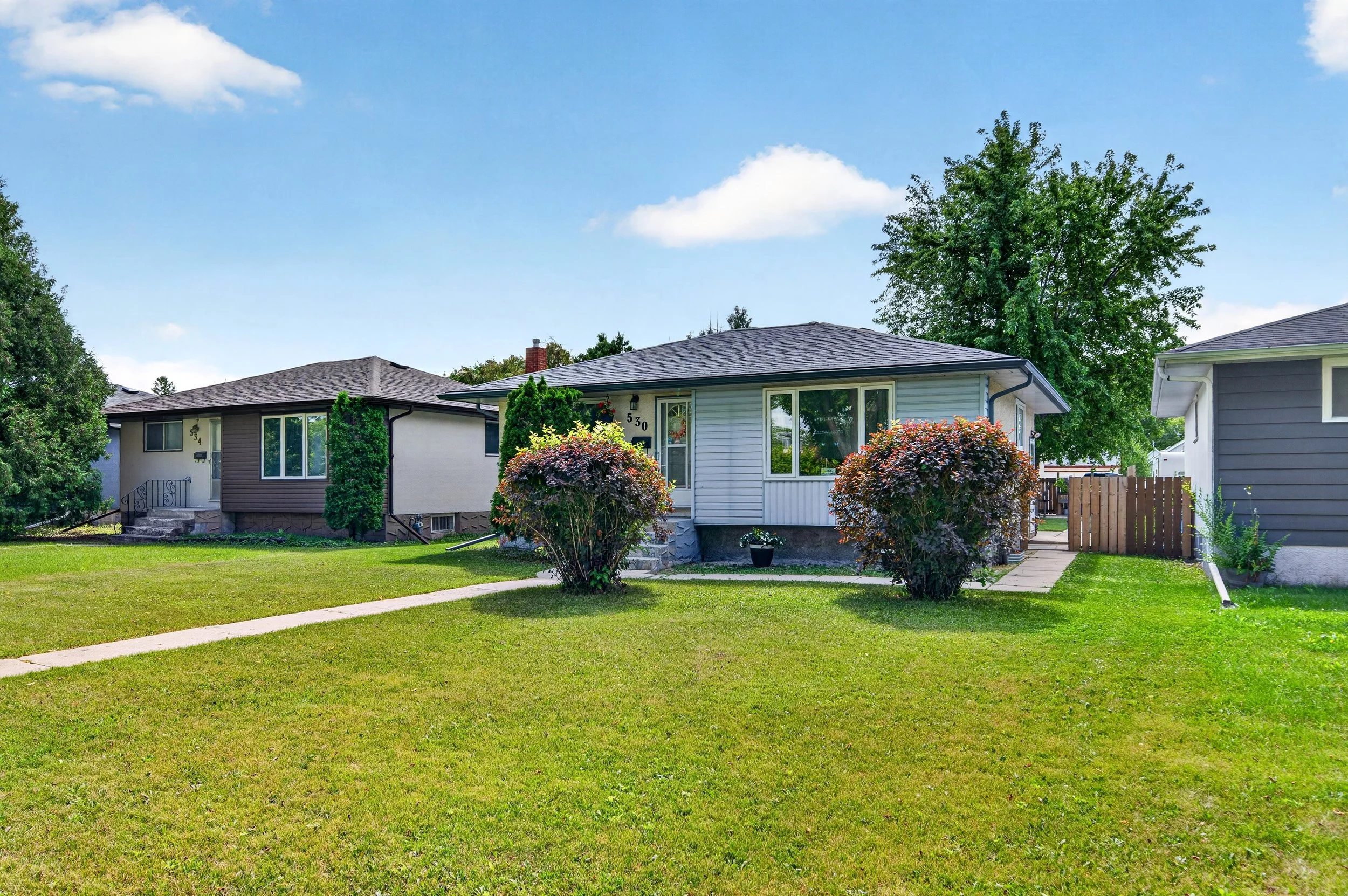 530 Kildare Avenue E — Amber van den Broek | Winnipeg Realtor