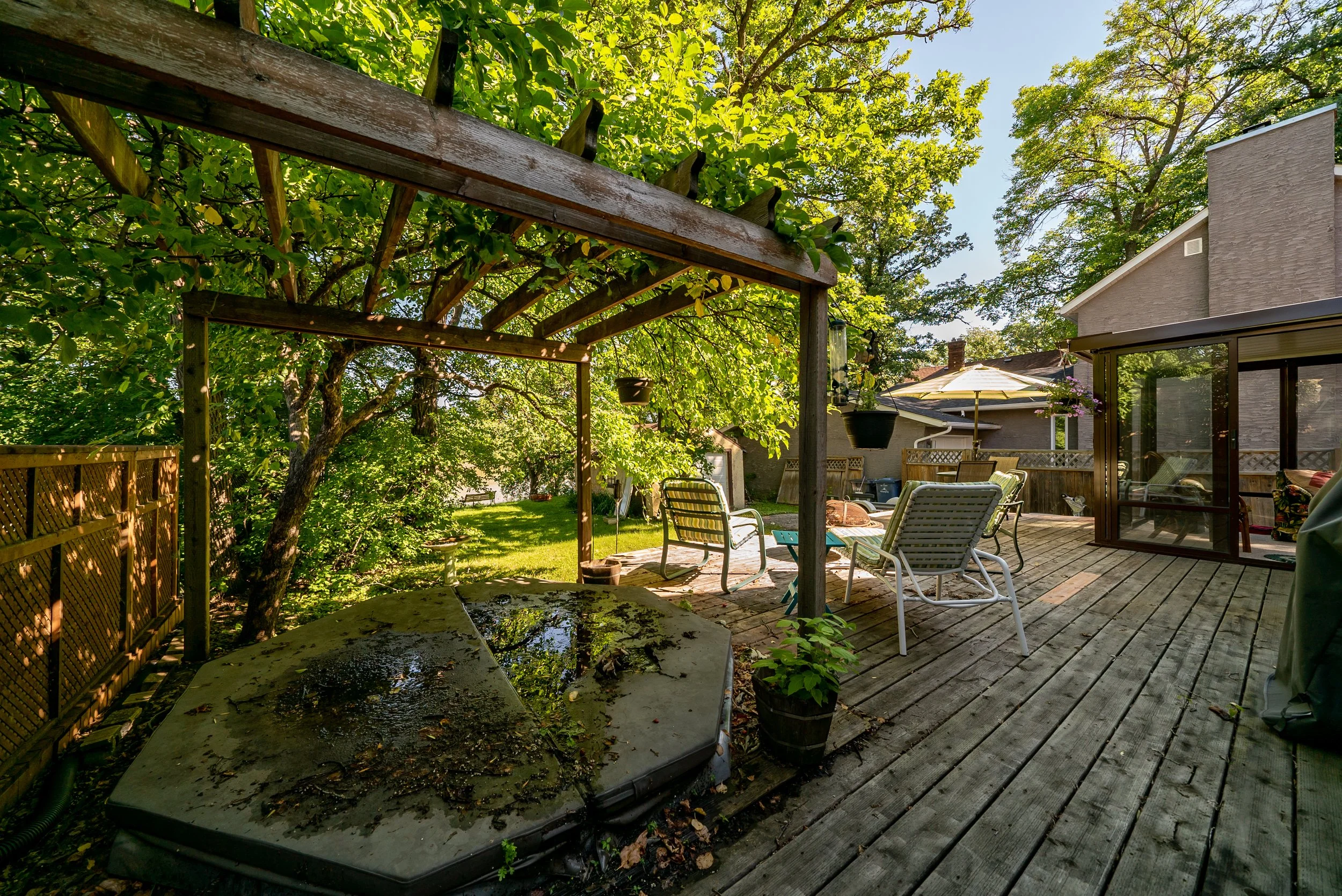 47 Kingston Row — Amber van den Broek Winnipeg Realtor