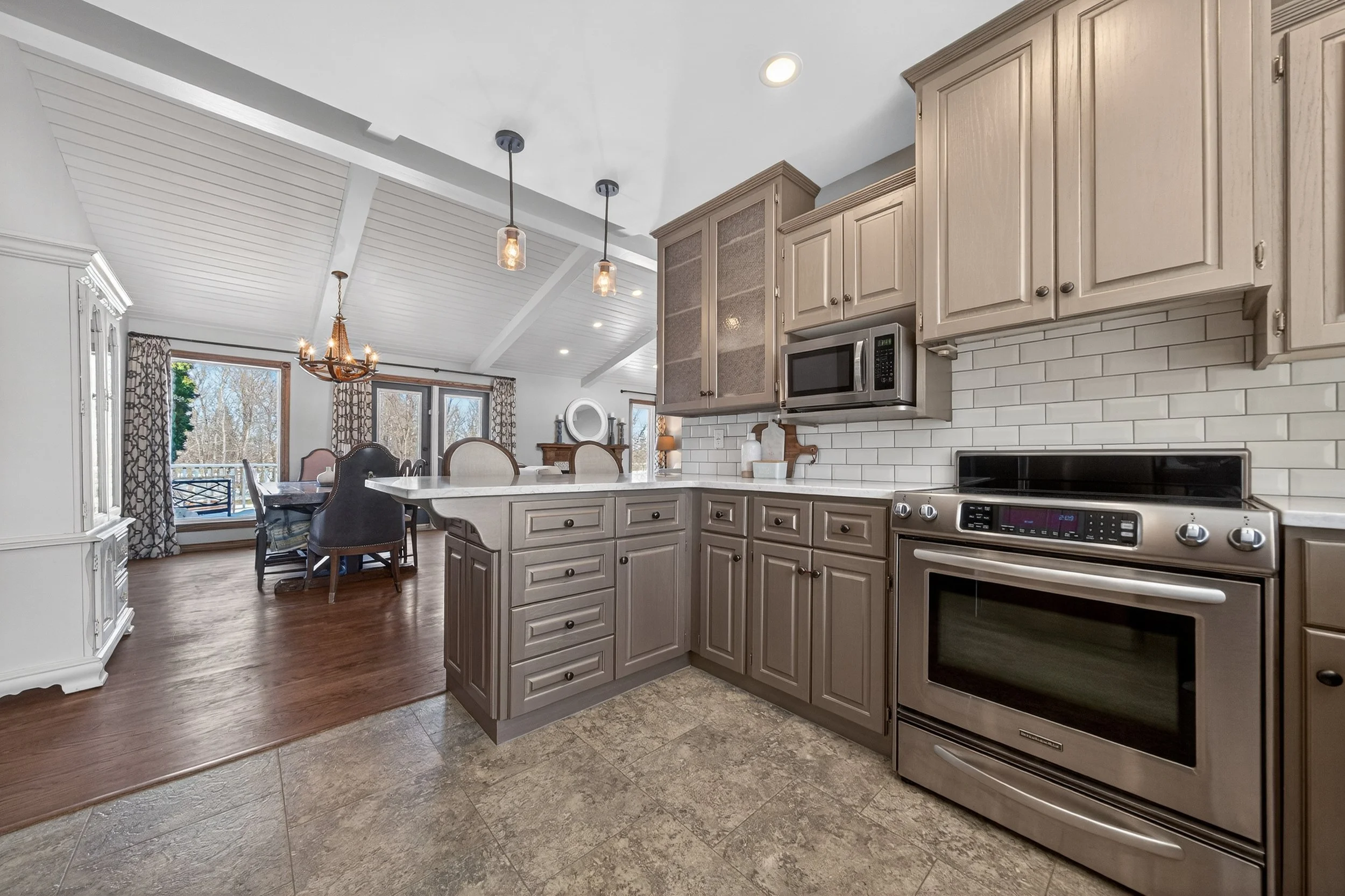 111 Gusnowsky new (36).jpg