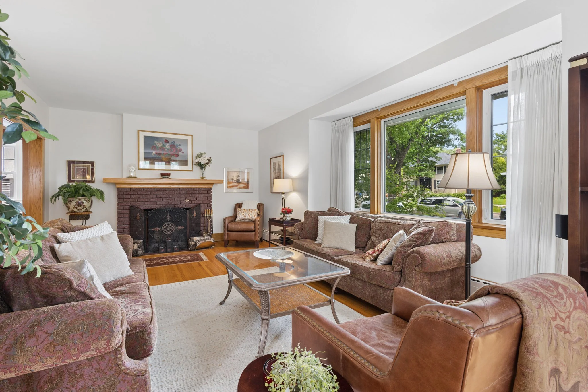 41 Queenston St-12.jpg