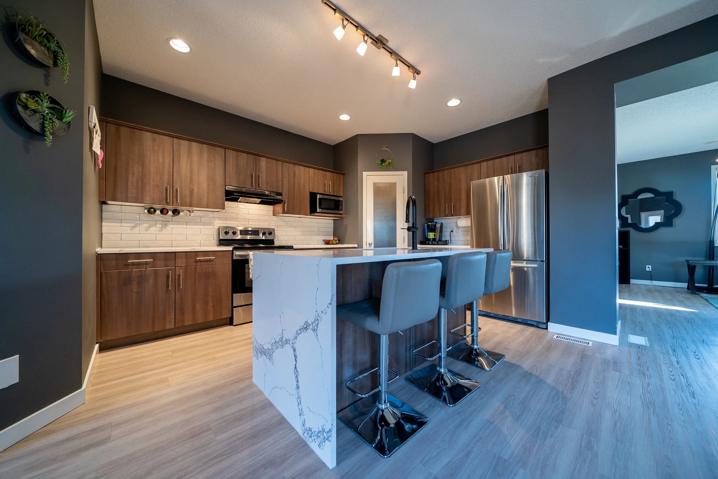 66 Proulx Place-15.jpg