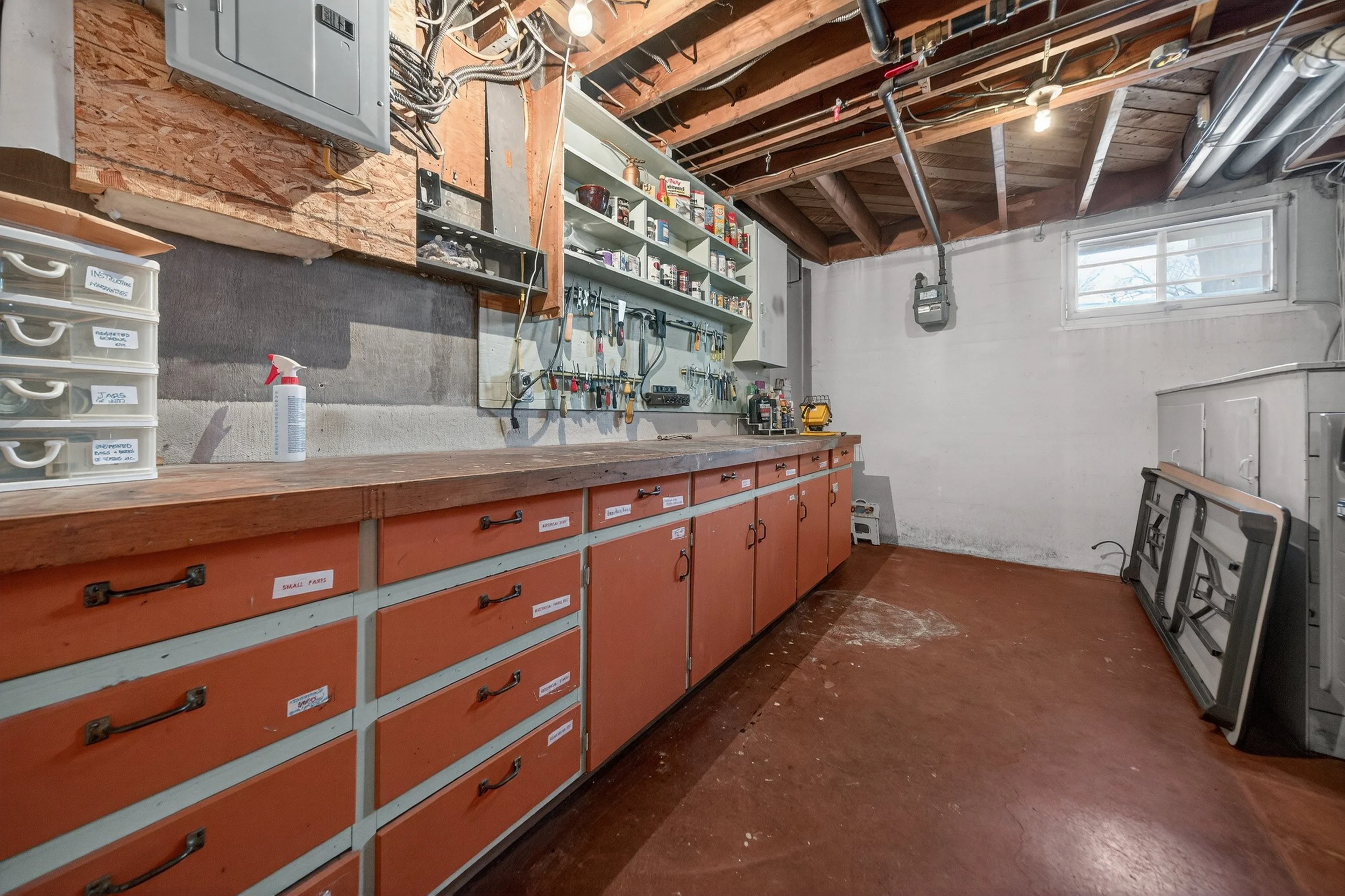 415 Kingston Rd (16).jpg