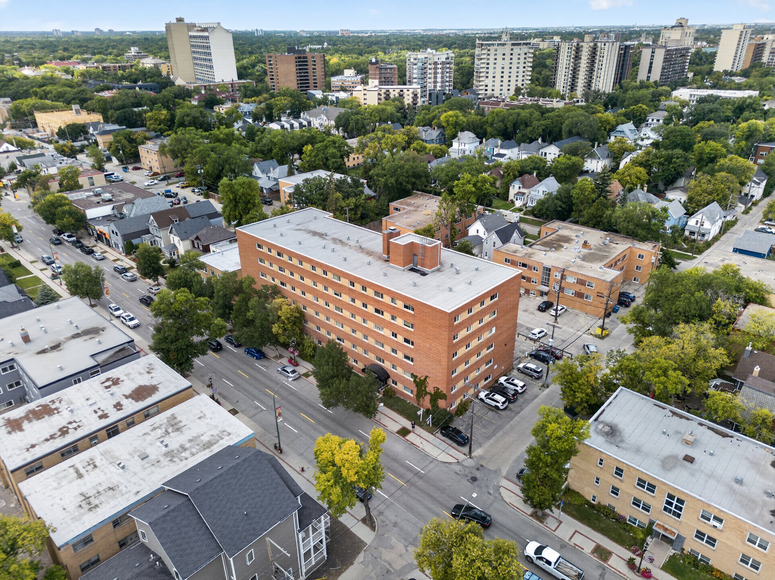 503 - 565 Corydon (3).jpg