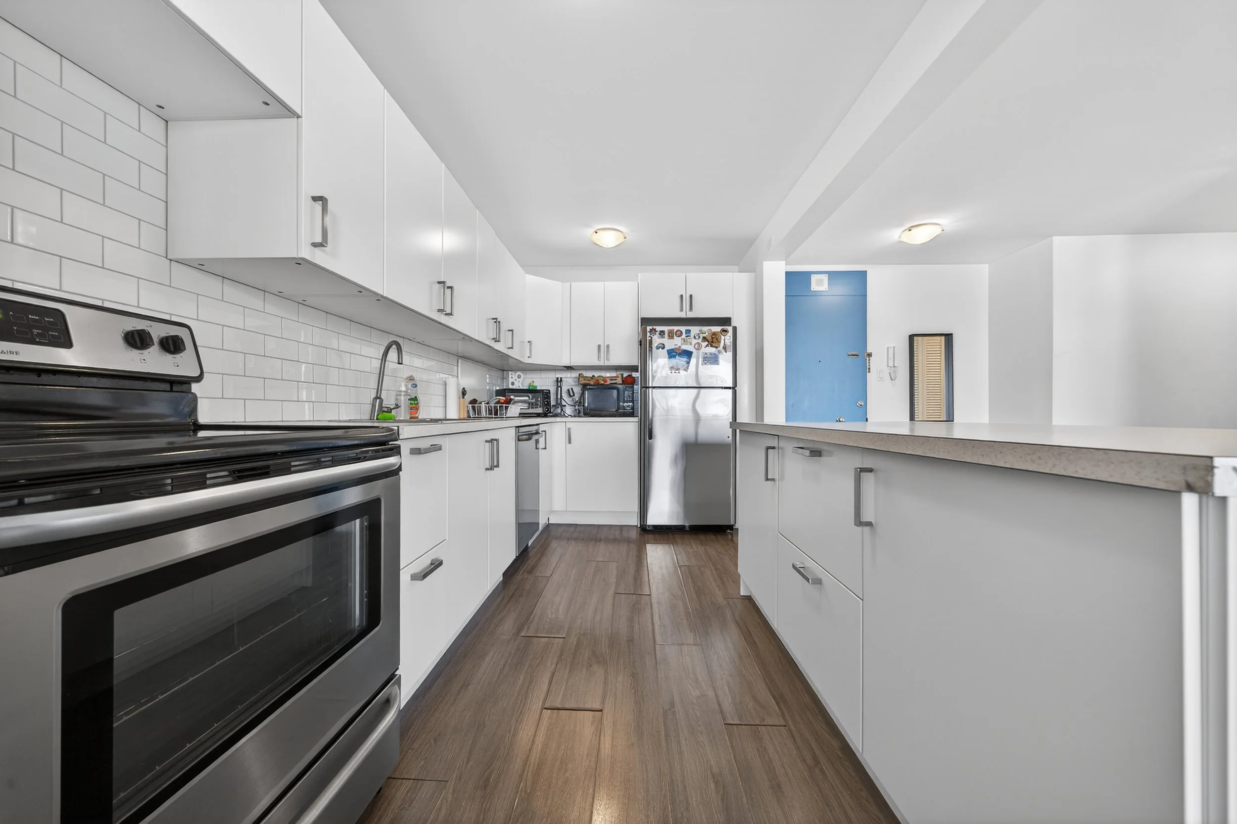 402 - 99 Wellington Cres (16).jpg