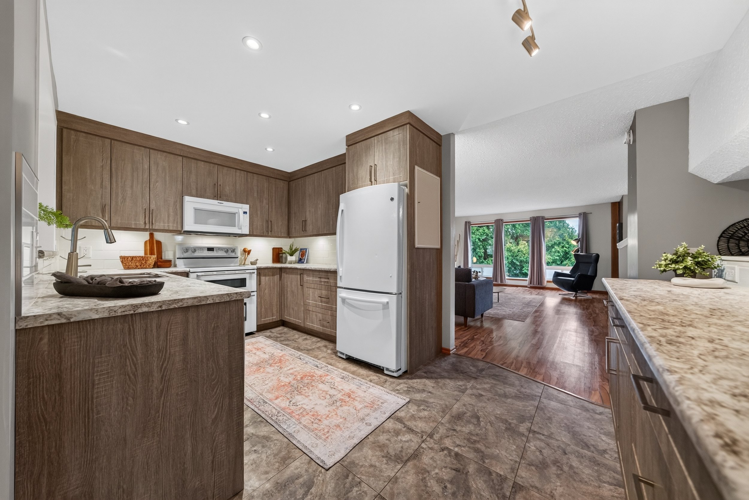 10 Edgemont Drive (45).jpg