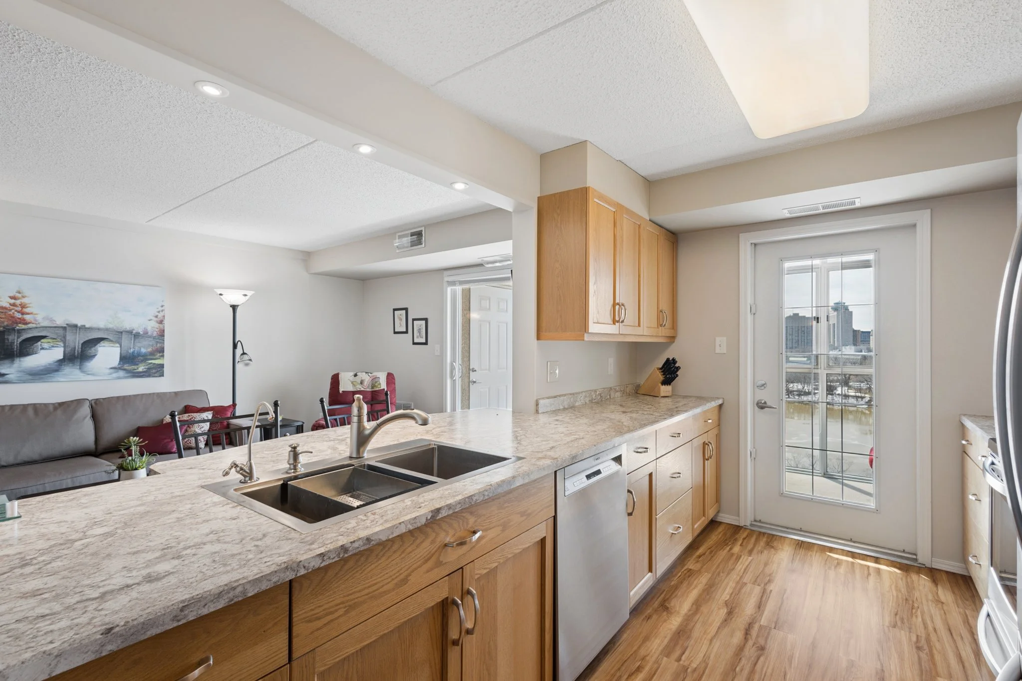 906-500 Tache Ave-29.jpg