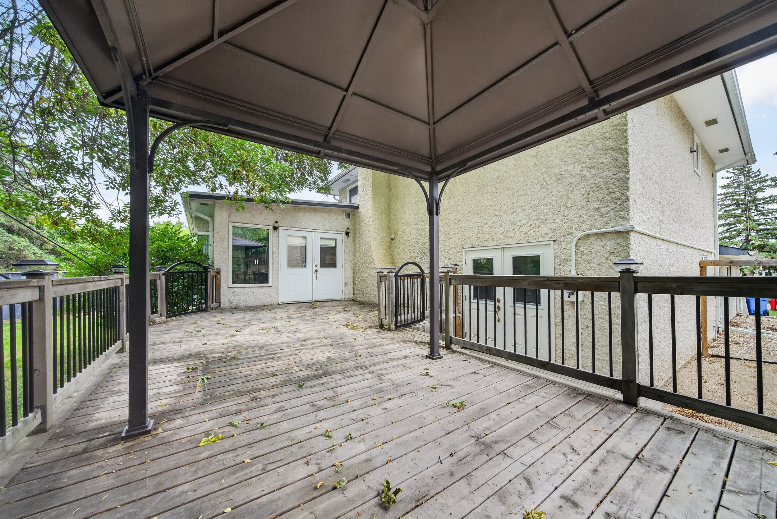 10 Edgemont Drive (18).jpg