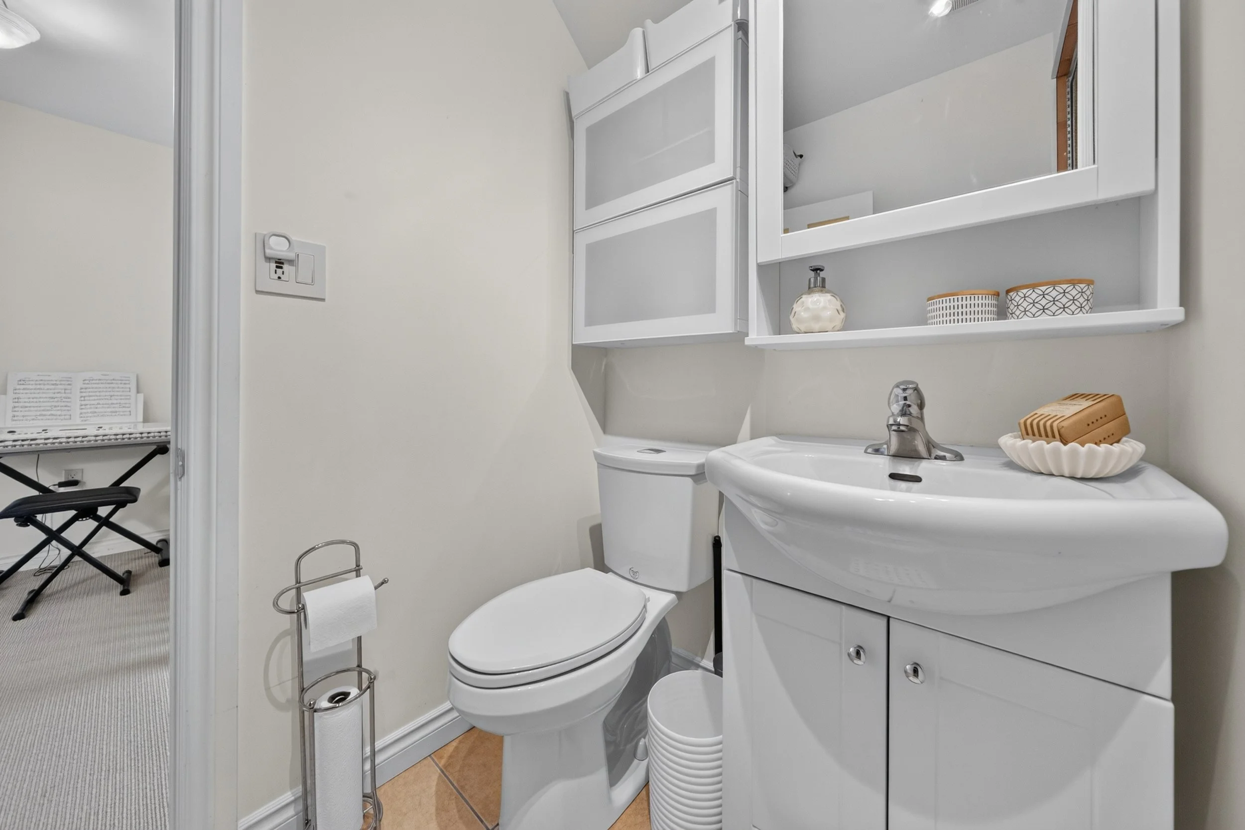 648 Mulvey - Powder Room A.jpg
