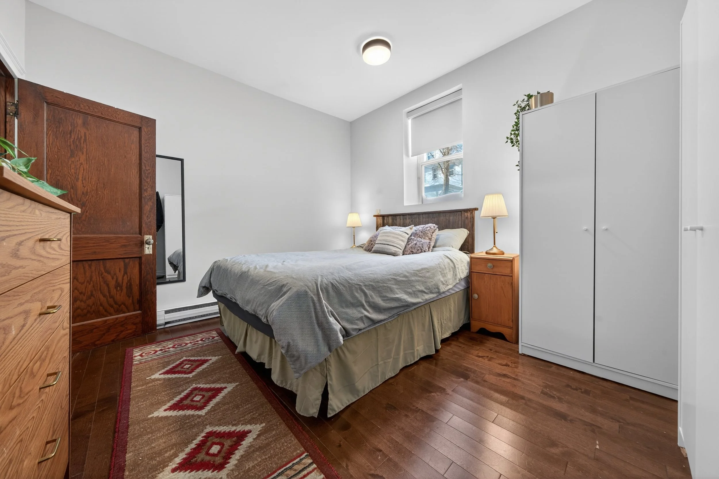 2-272 home Street (30).jpg