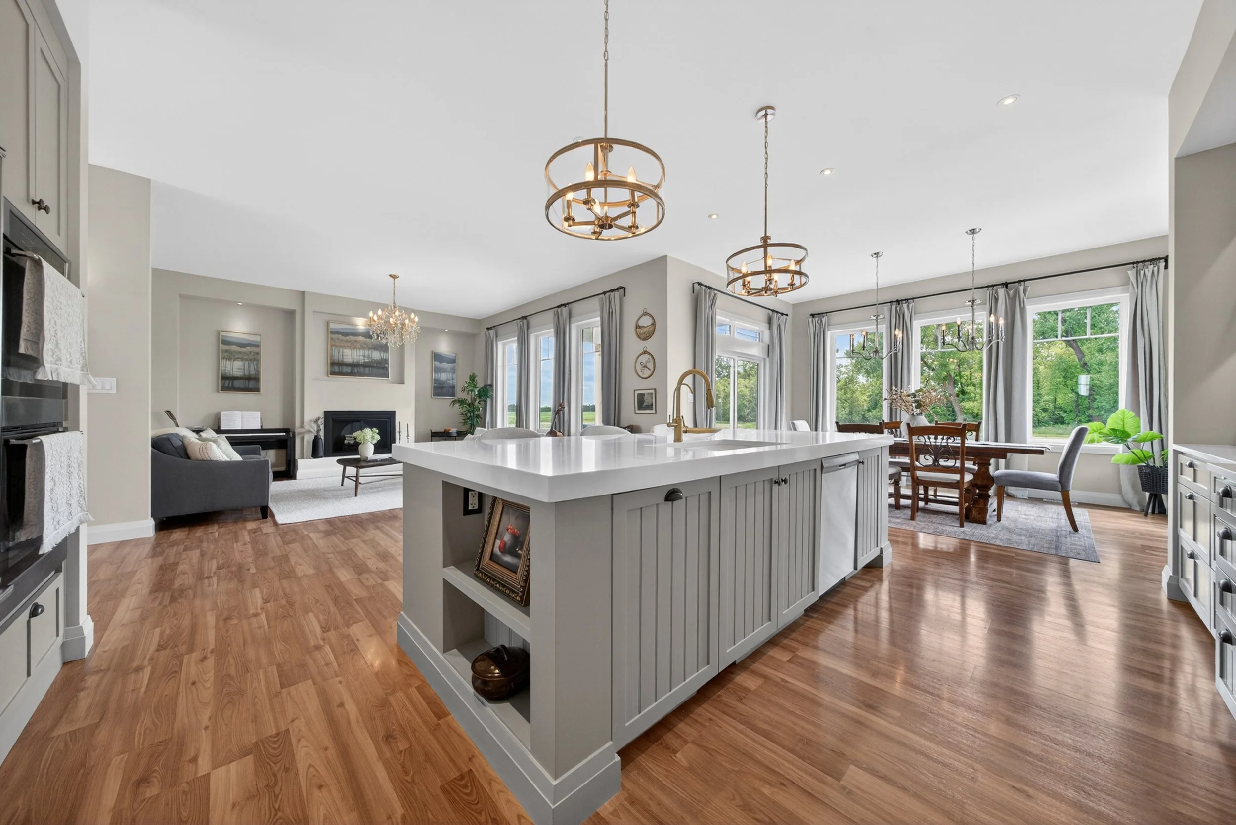 210 Penny Ln (31).jpg