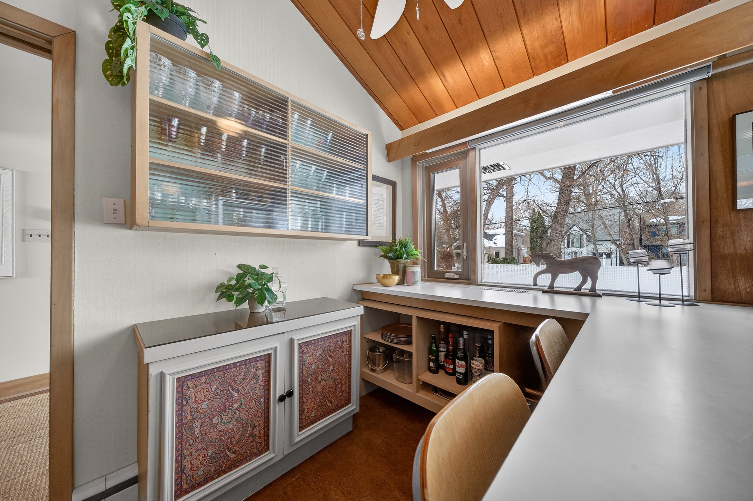 415 Kingston Rd (54).jpg