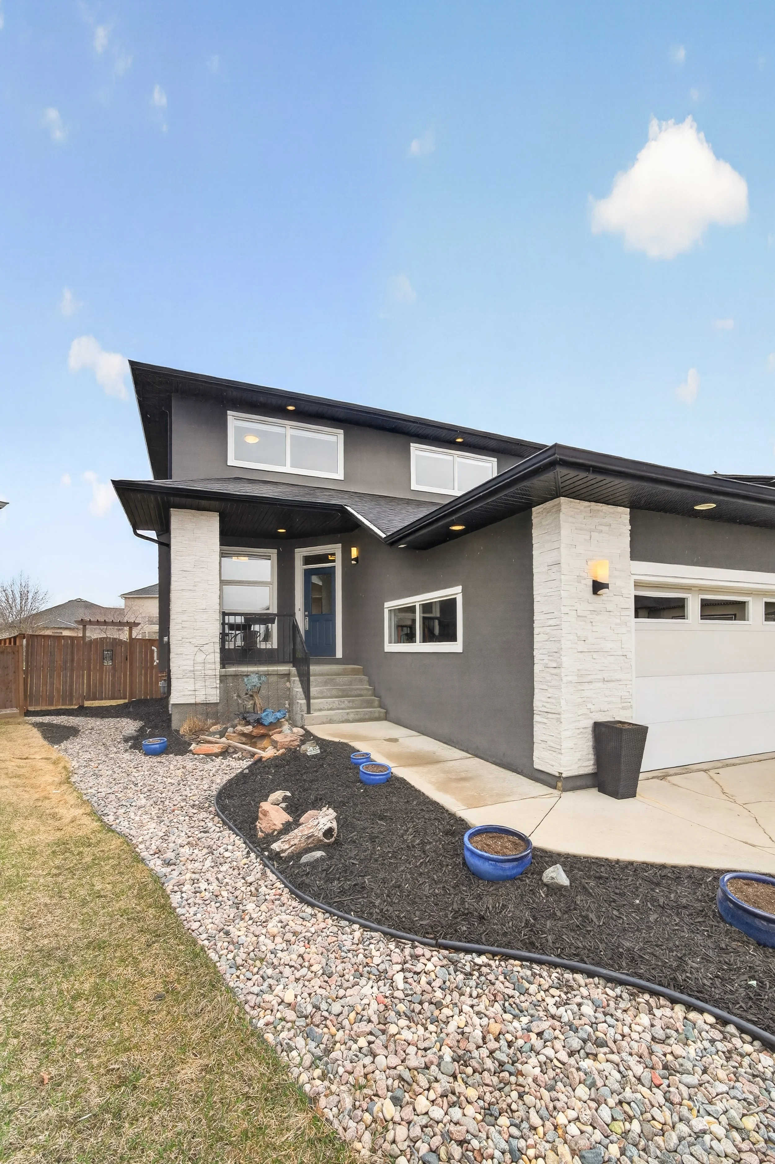 35 Islington Cres (60).jpg