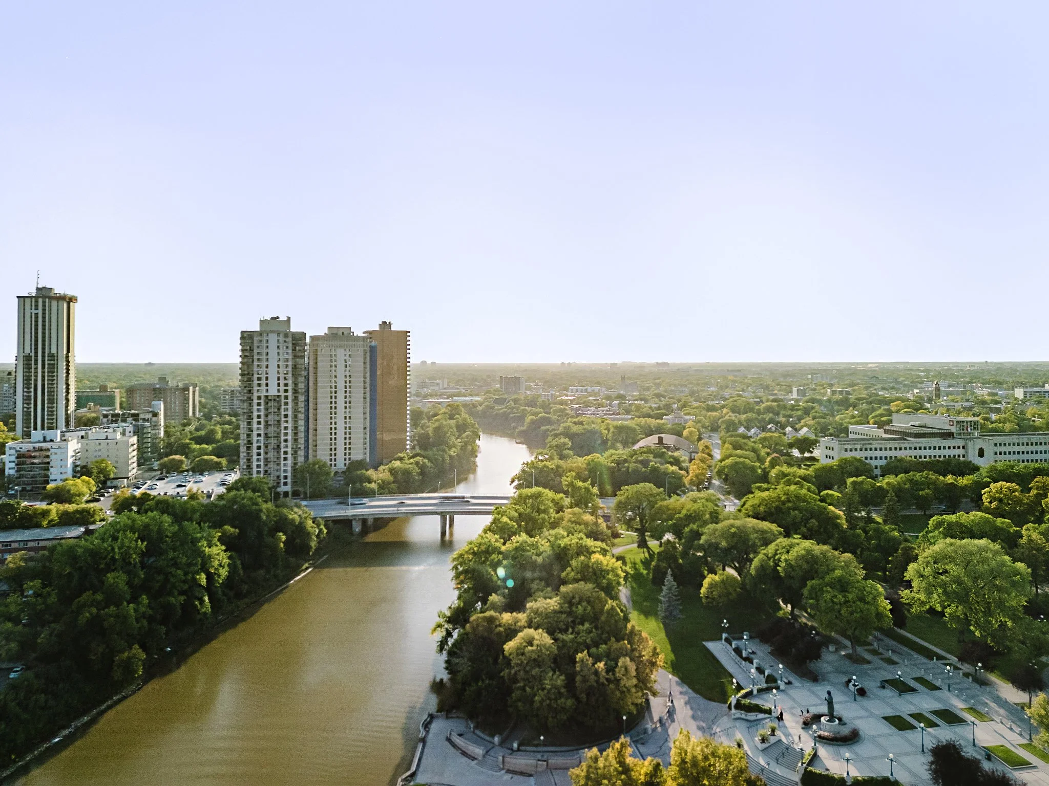 15 Kennedy St Unit 1606-38.jpg