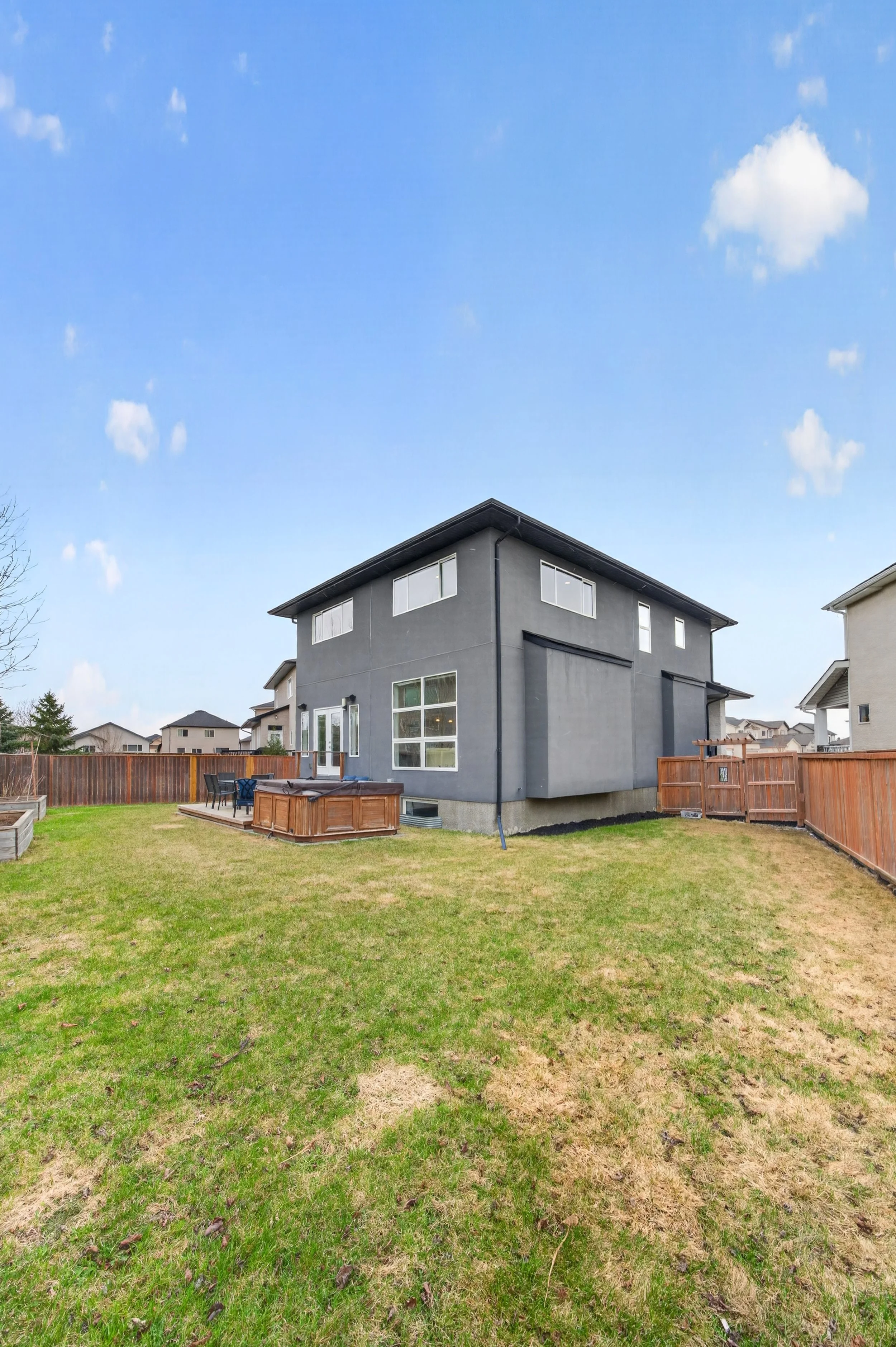 35 Islington Cres (52).jpg