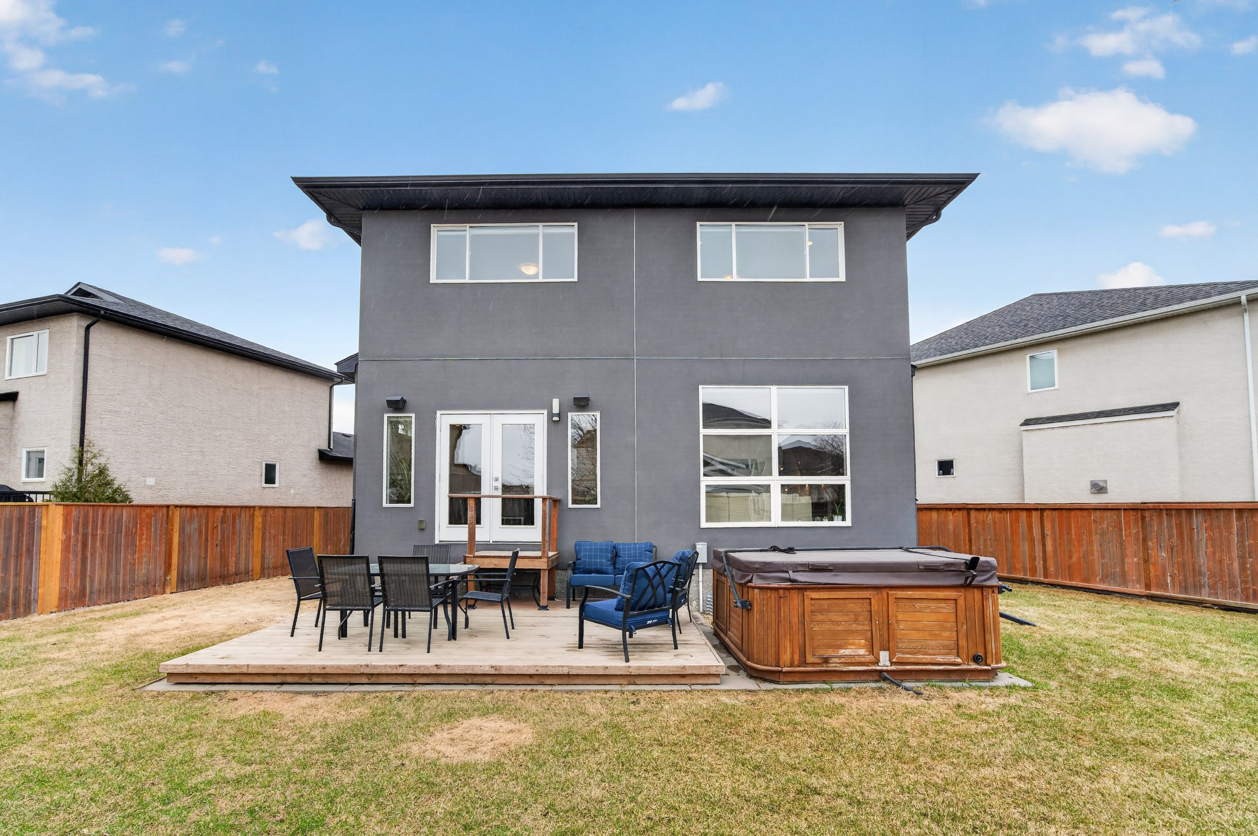 35 Islington Cres (50).jpg