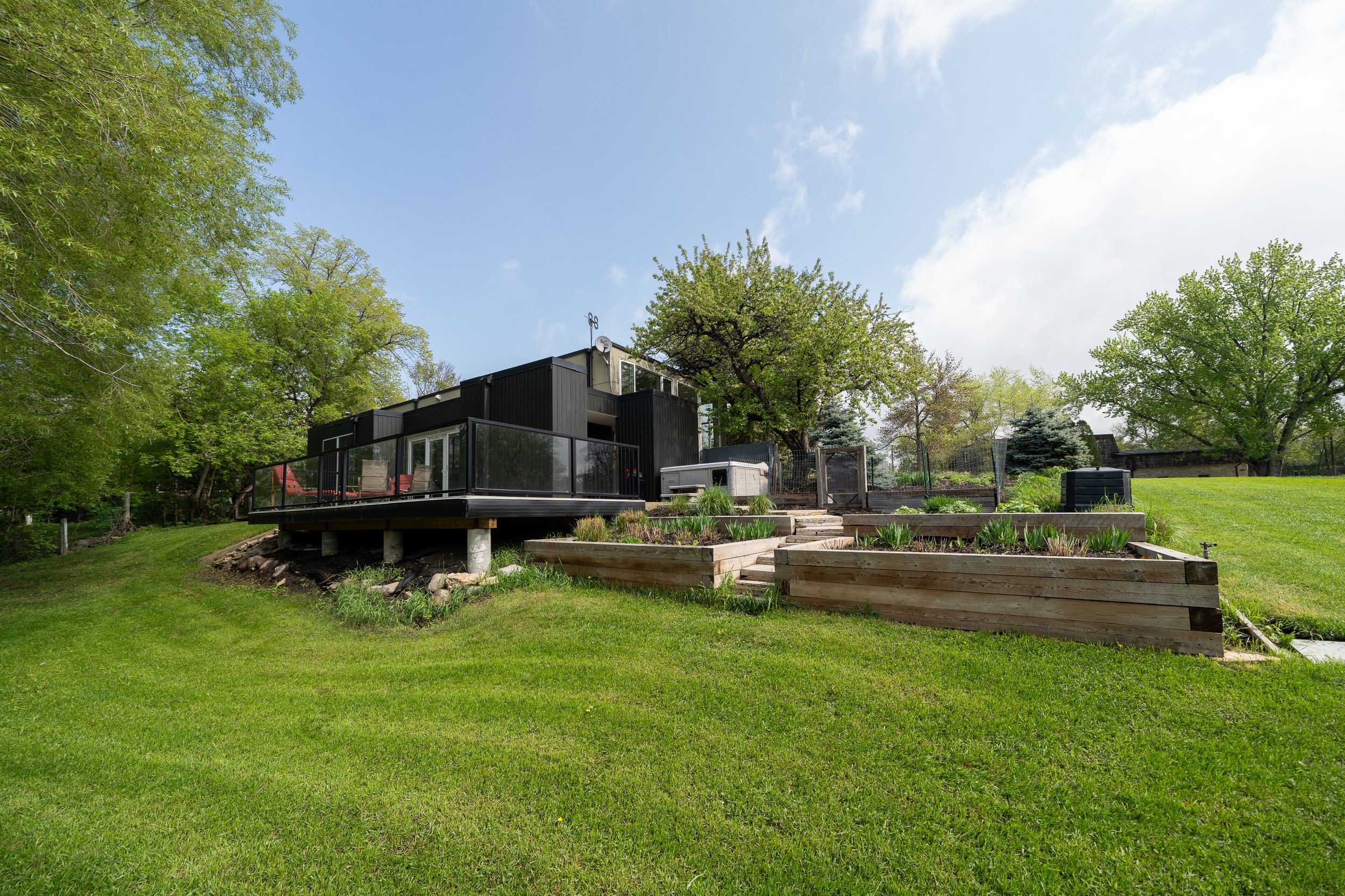 2610 Assiniboine (25).jpg