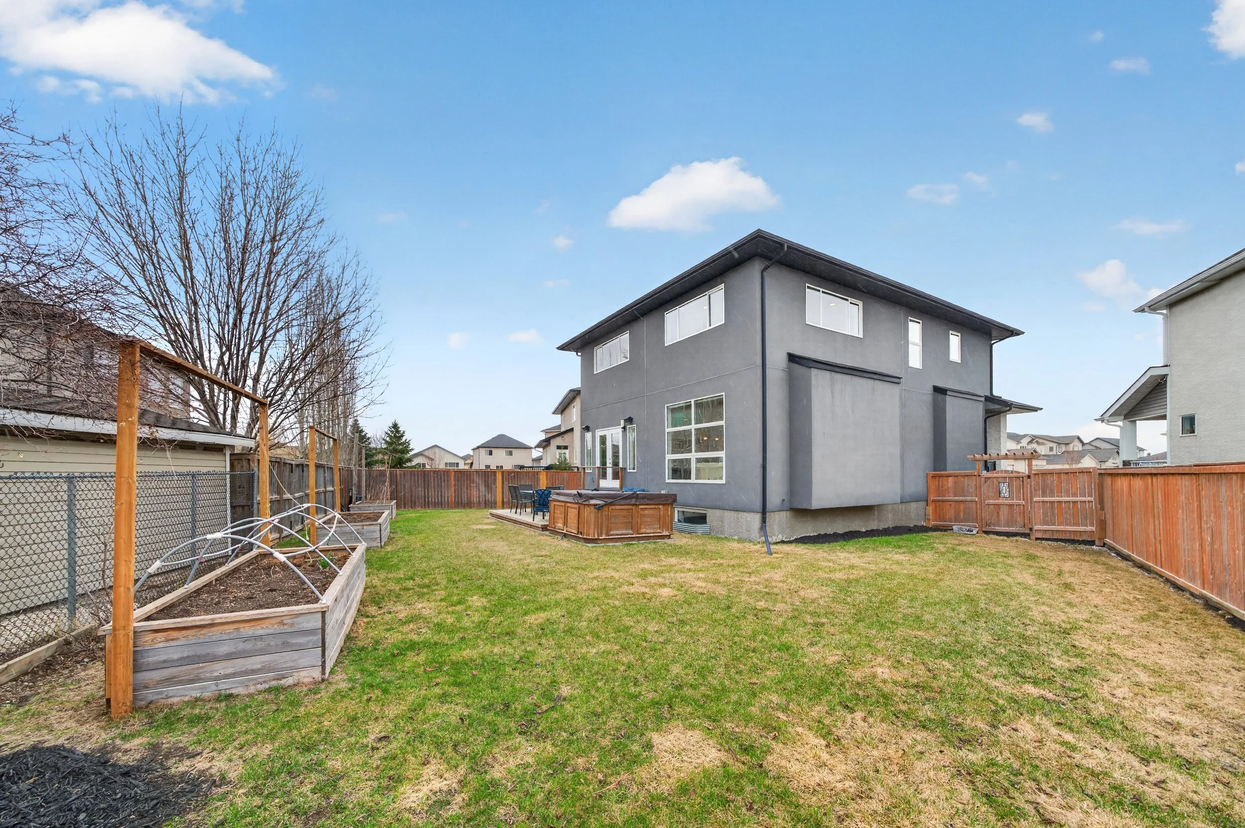 35 Islington Cres (53).jpg
