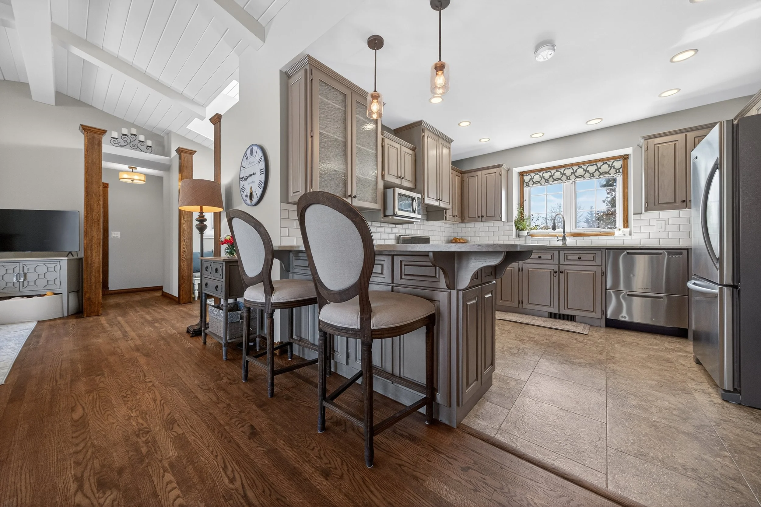 111 Gusnowsky new (38).jpg