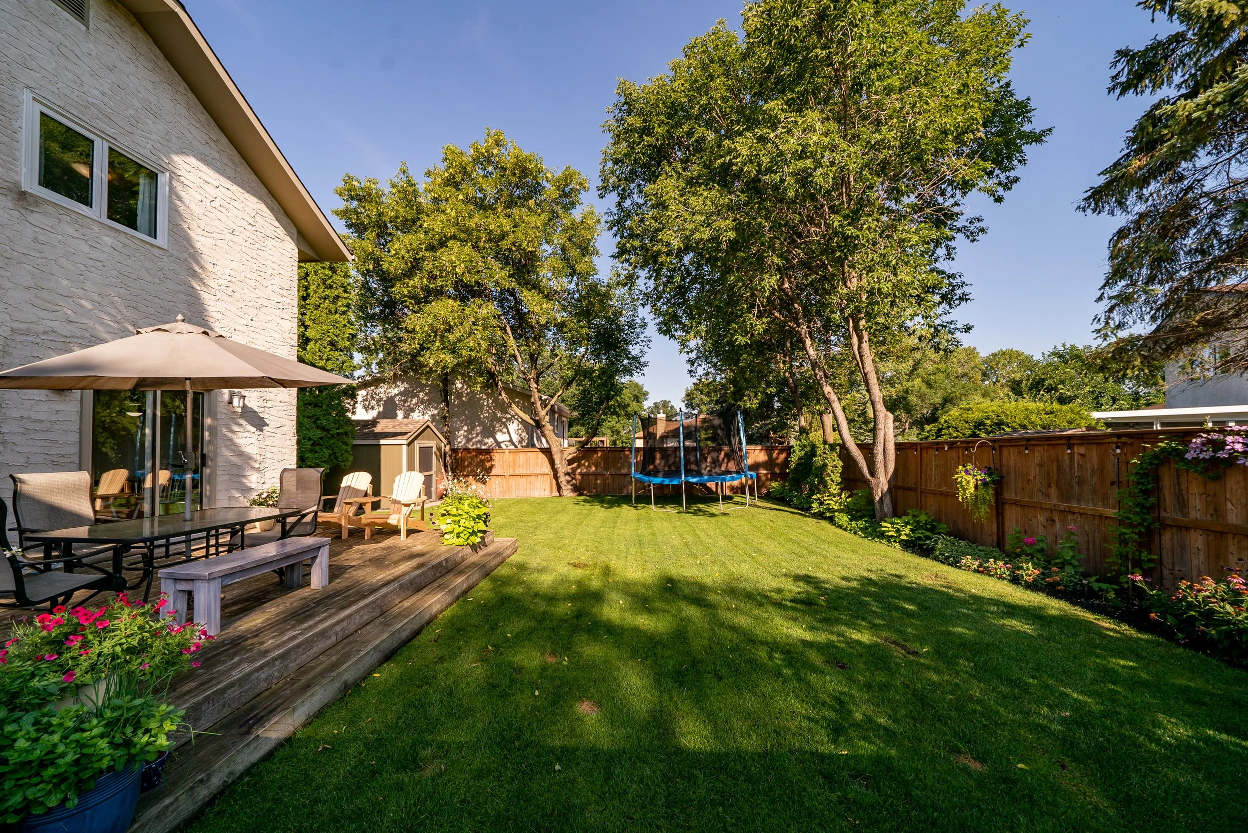 399 Headmaster Row — Amber van den Broek Winnipeg Realtor