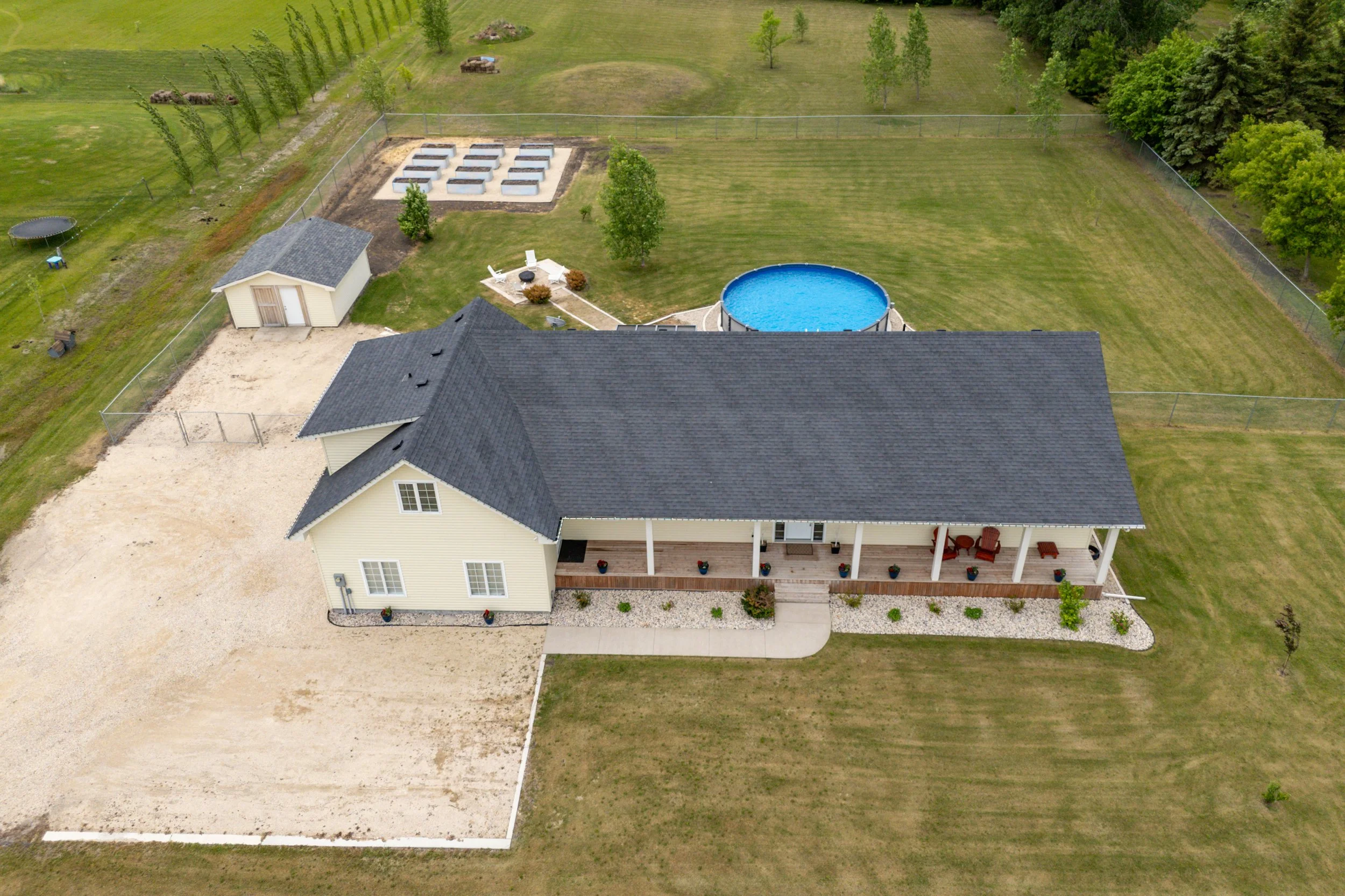 Linden Manitoba drone (1).jpg