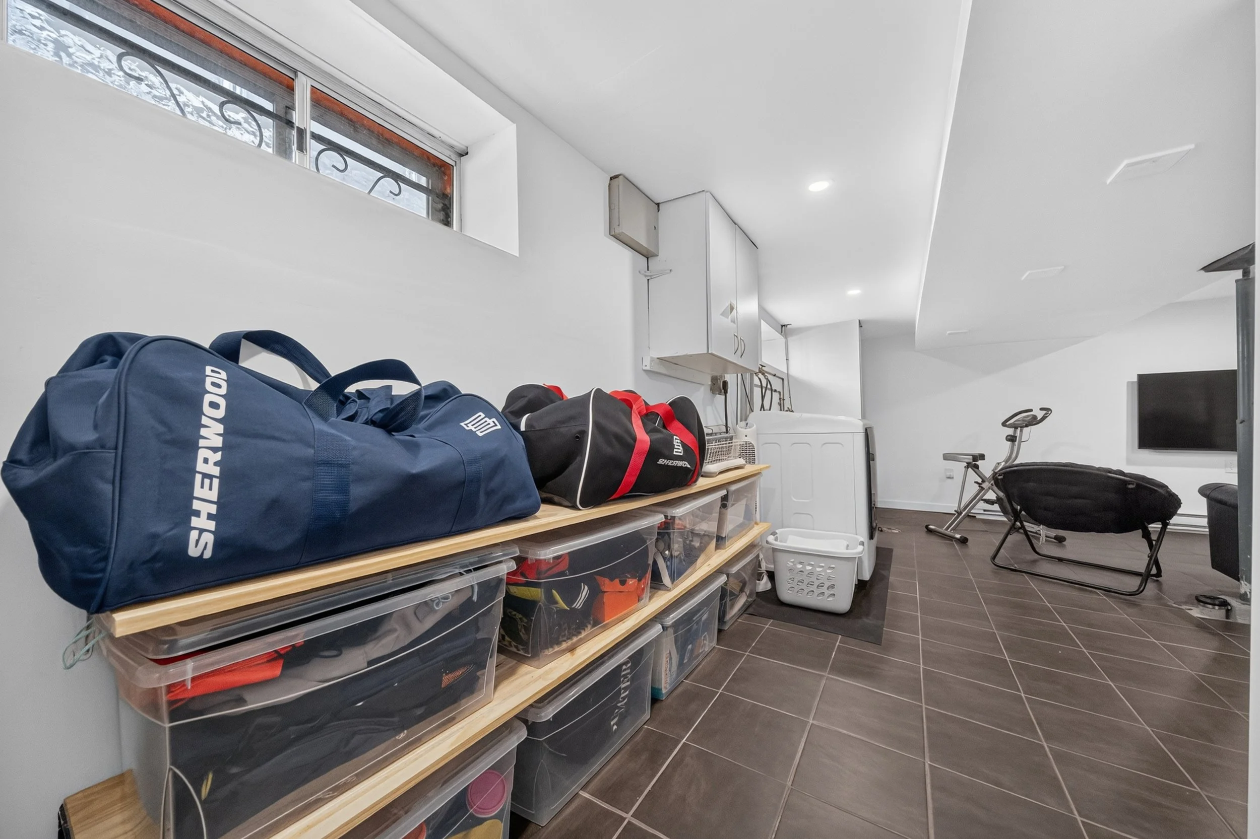 648 Mulvey - Storage A.jpg