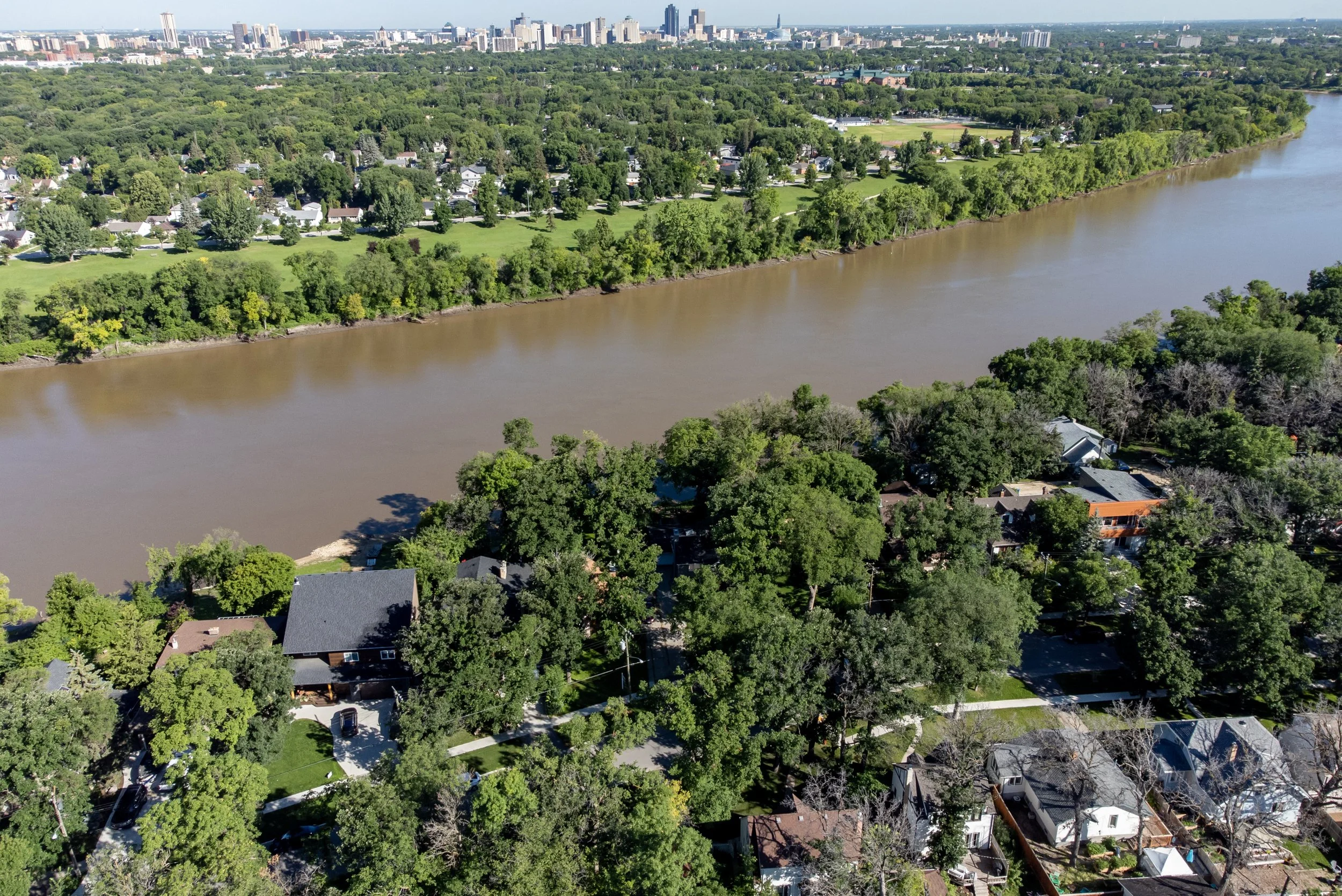 47 Kingston Row — Amber van den Broek Winnipeg Realtor