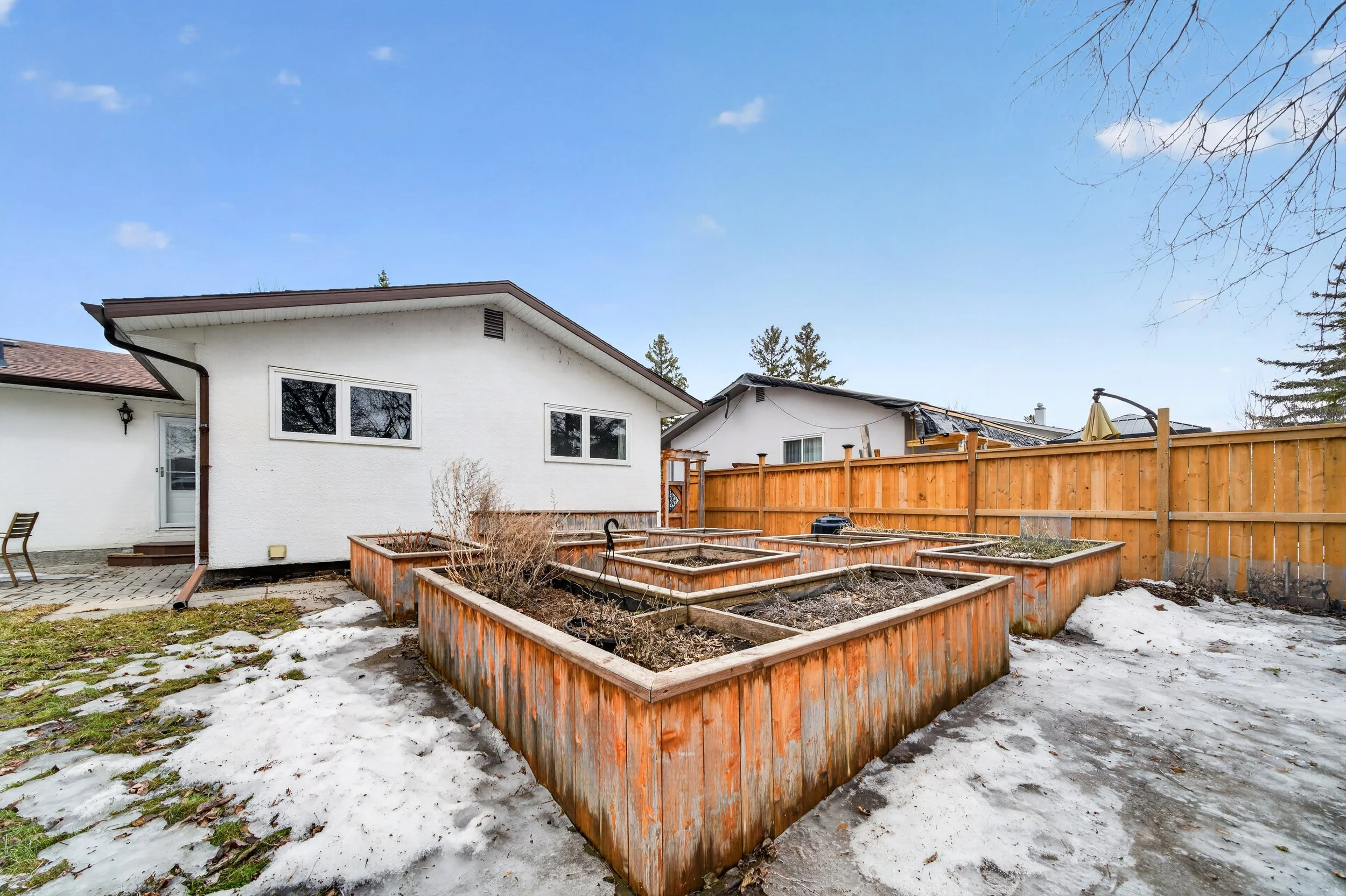 26 Cora ave (71).jpg