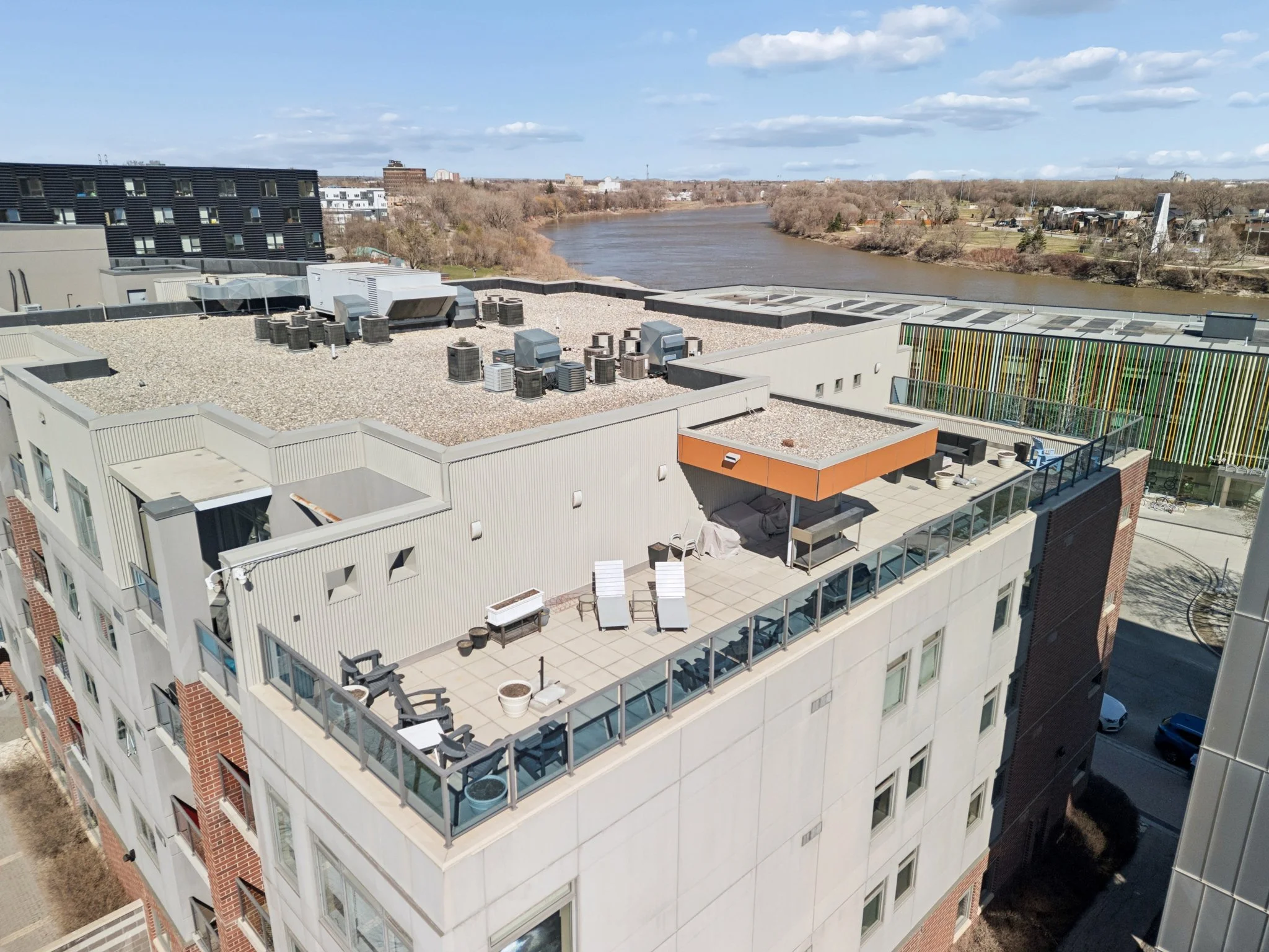 314 - 340 Waterfront Dr-8.jpg