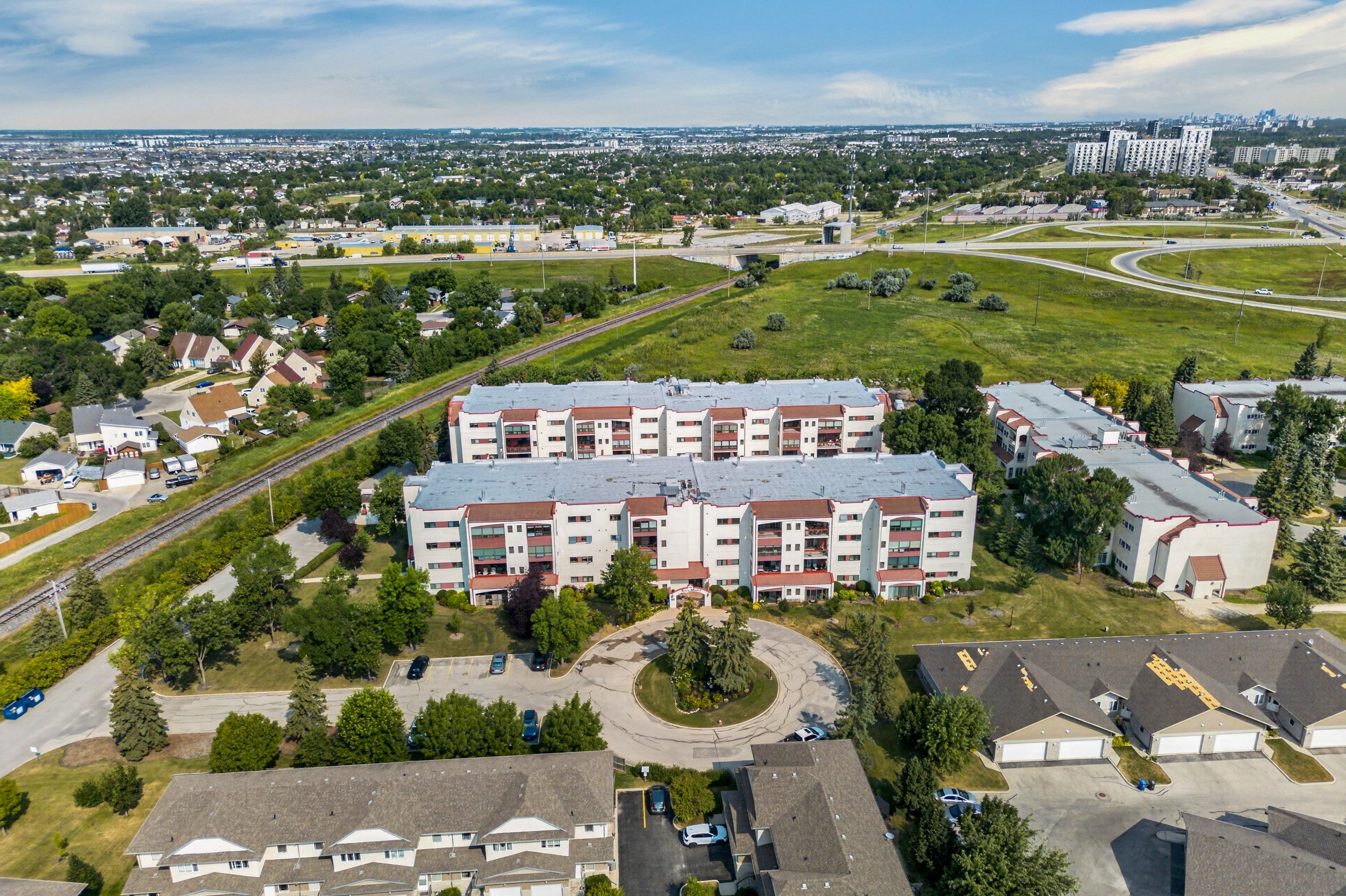 3285 Pembina Hwy - Unit 307 (17).jpg