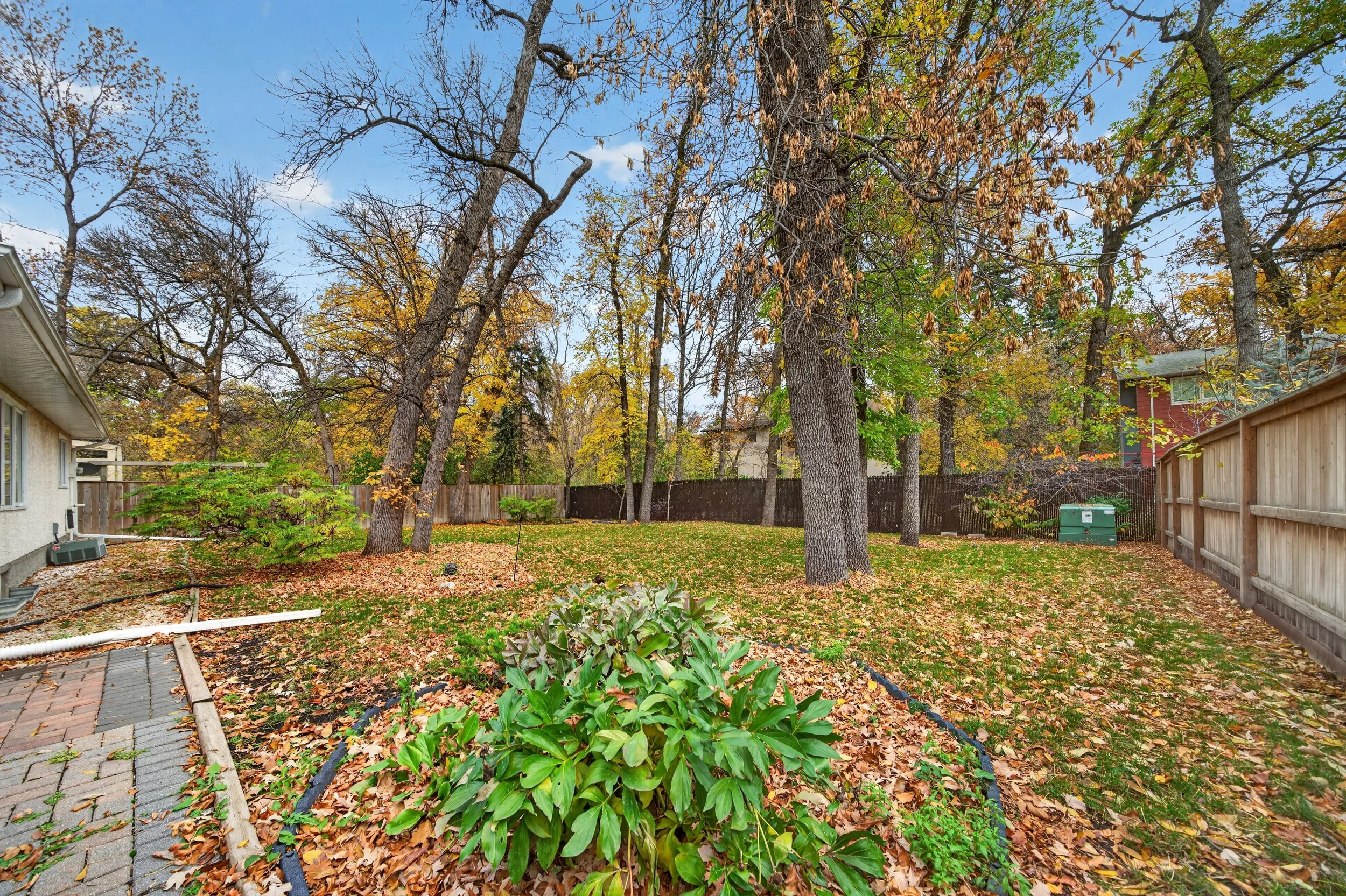 125 Salme Dr (9).jpg