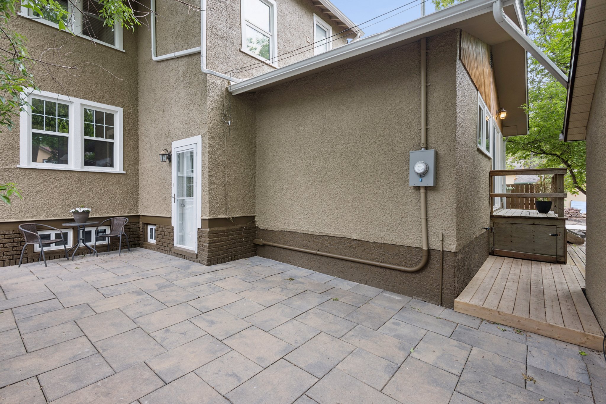 41 Queenston St-26.jpg