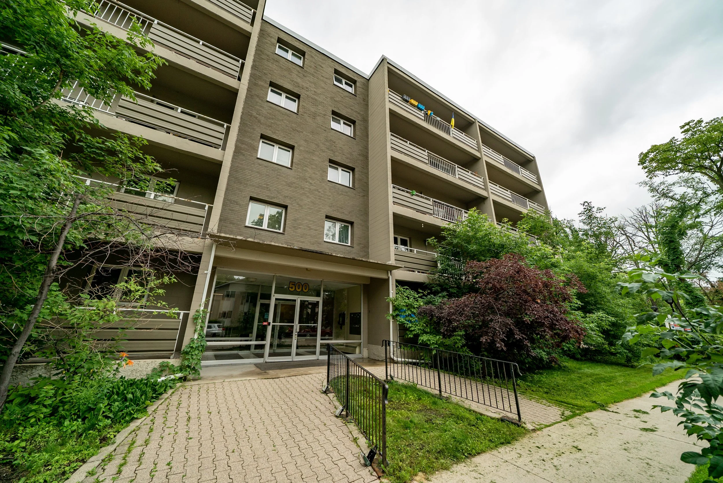 205-500 Stradbrook Avenue — Amber van den Broek | Winnipeg Realtor