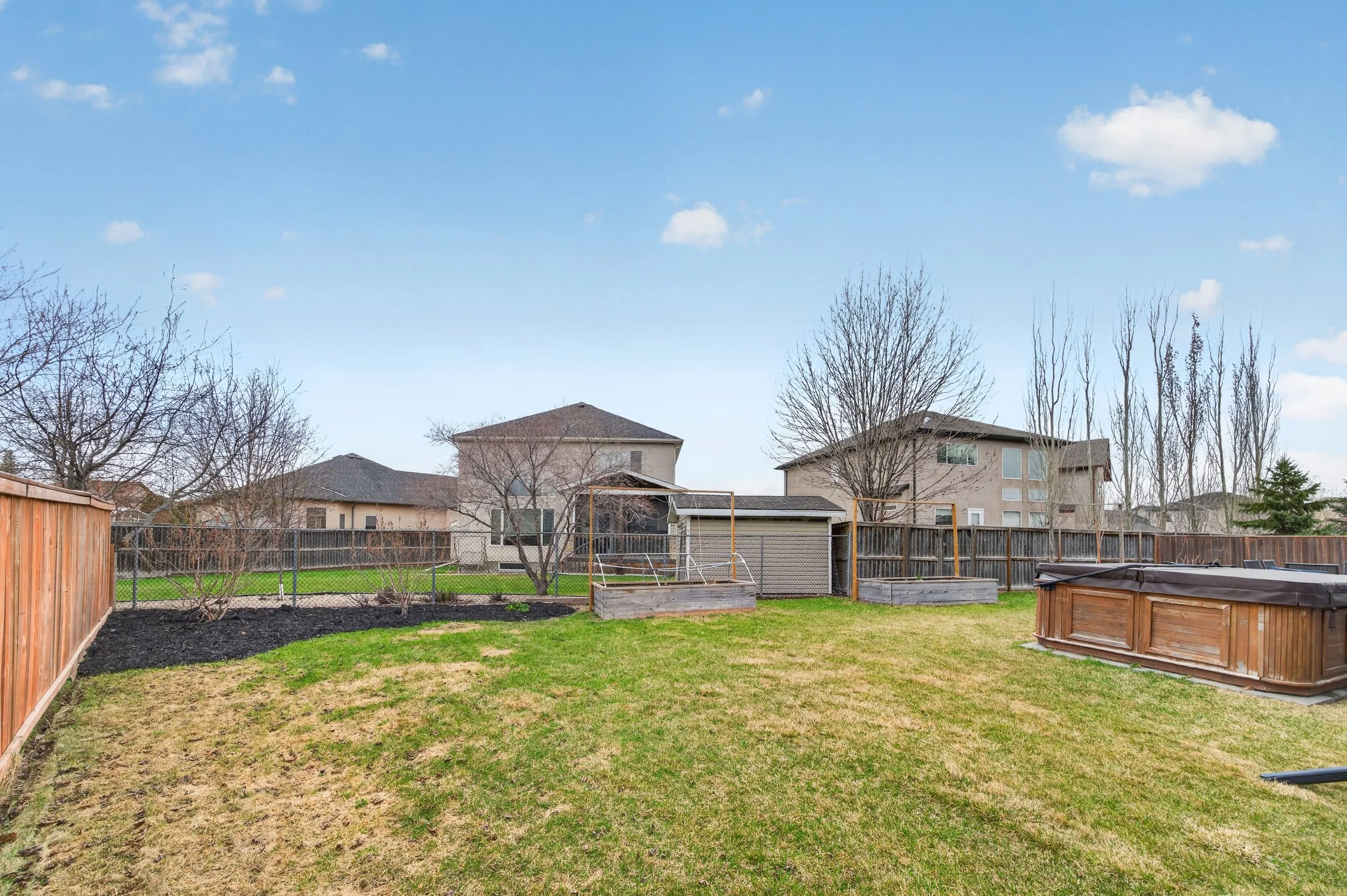 35 Islington Cres (54).jpg